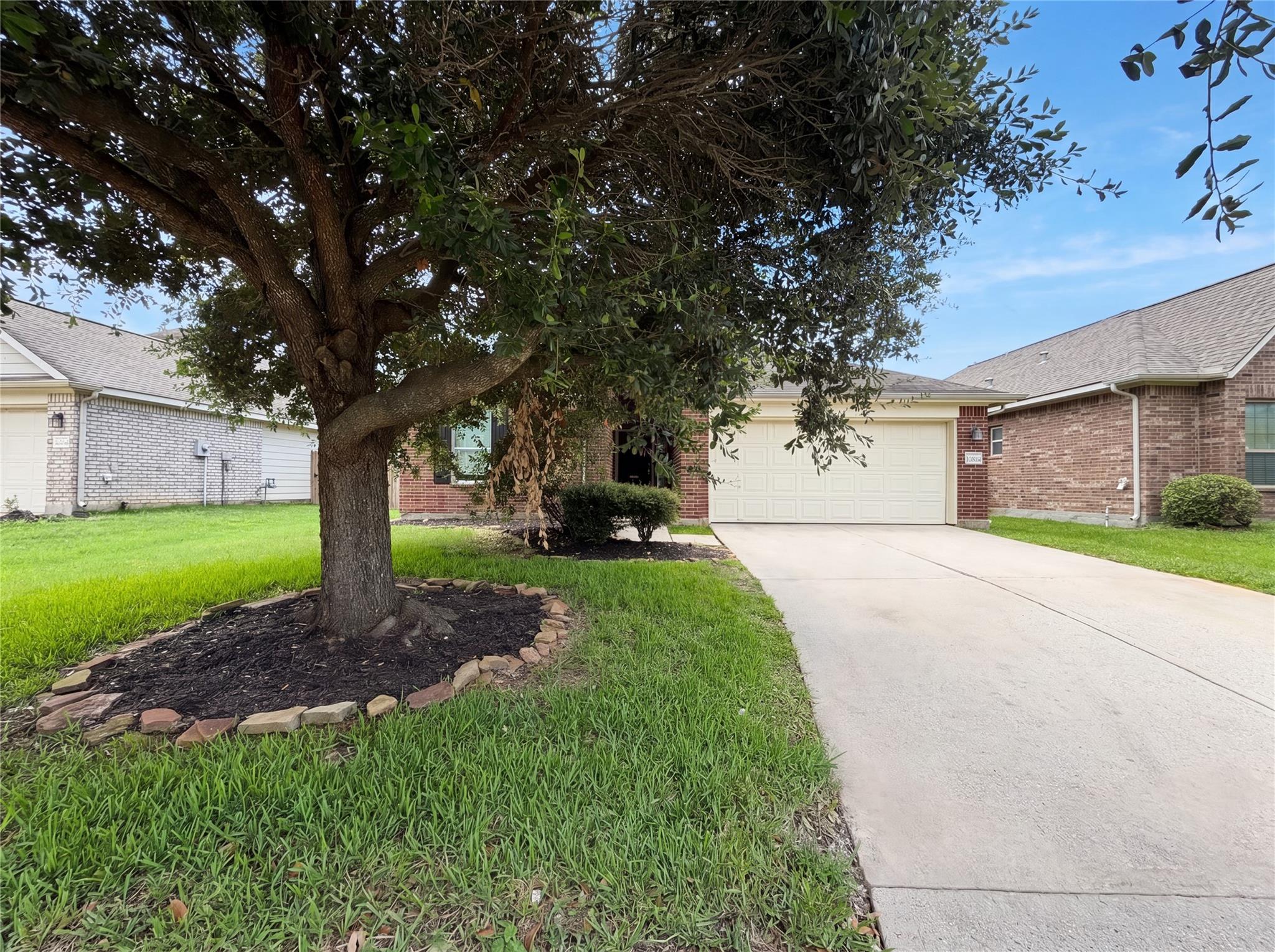 6843 Tammany Manor Lane Property Photo 18