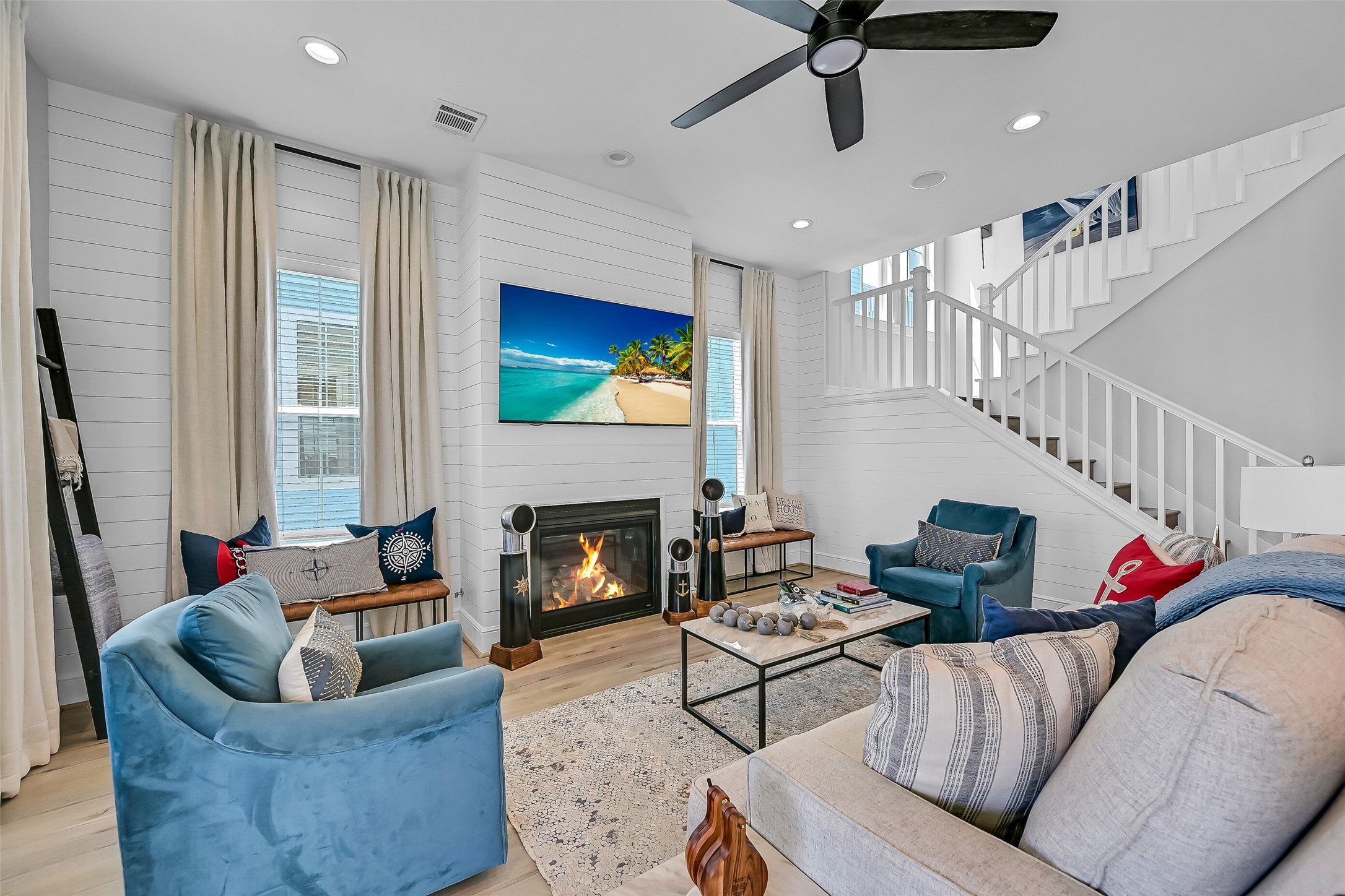 3811 Conch Property Photo 6