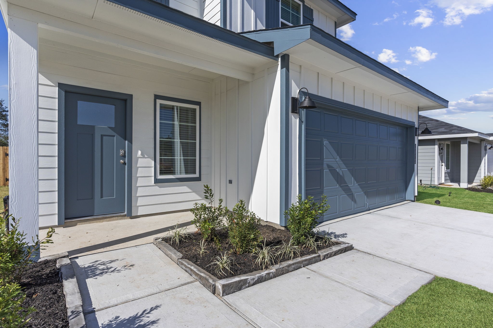 6838 Spur Creek Drive Property Photo 3