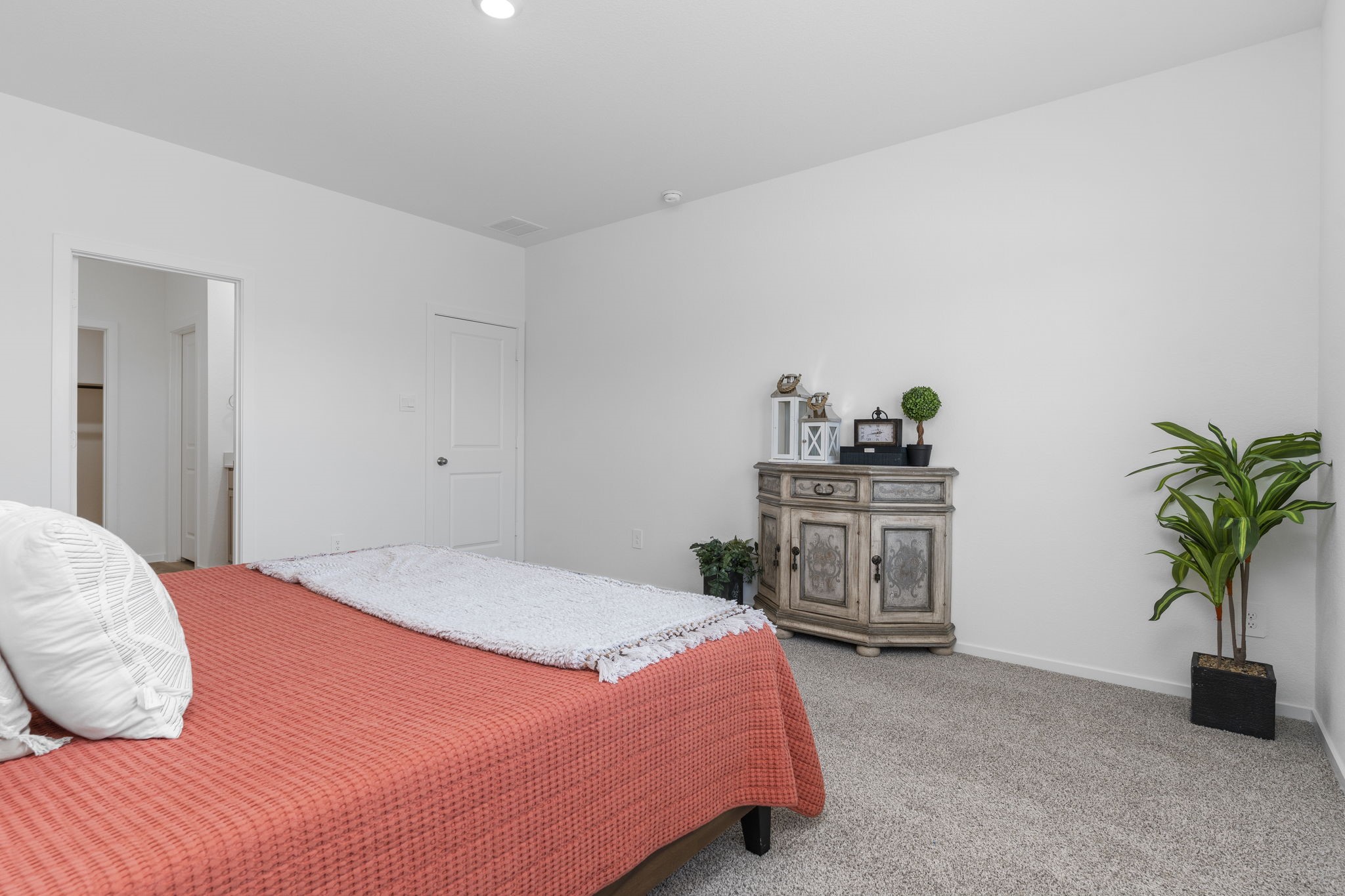 6838 Spur Creek Drive Property Photo 26