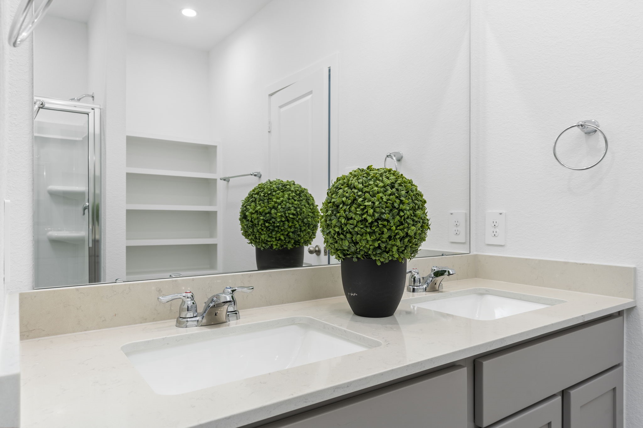 6838 Spur Creek Drive Property Photo 29