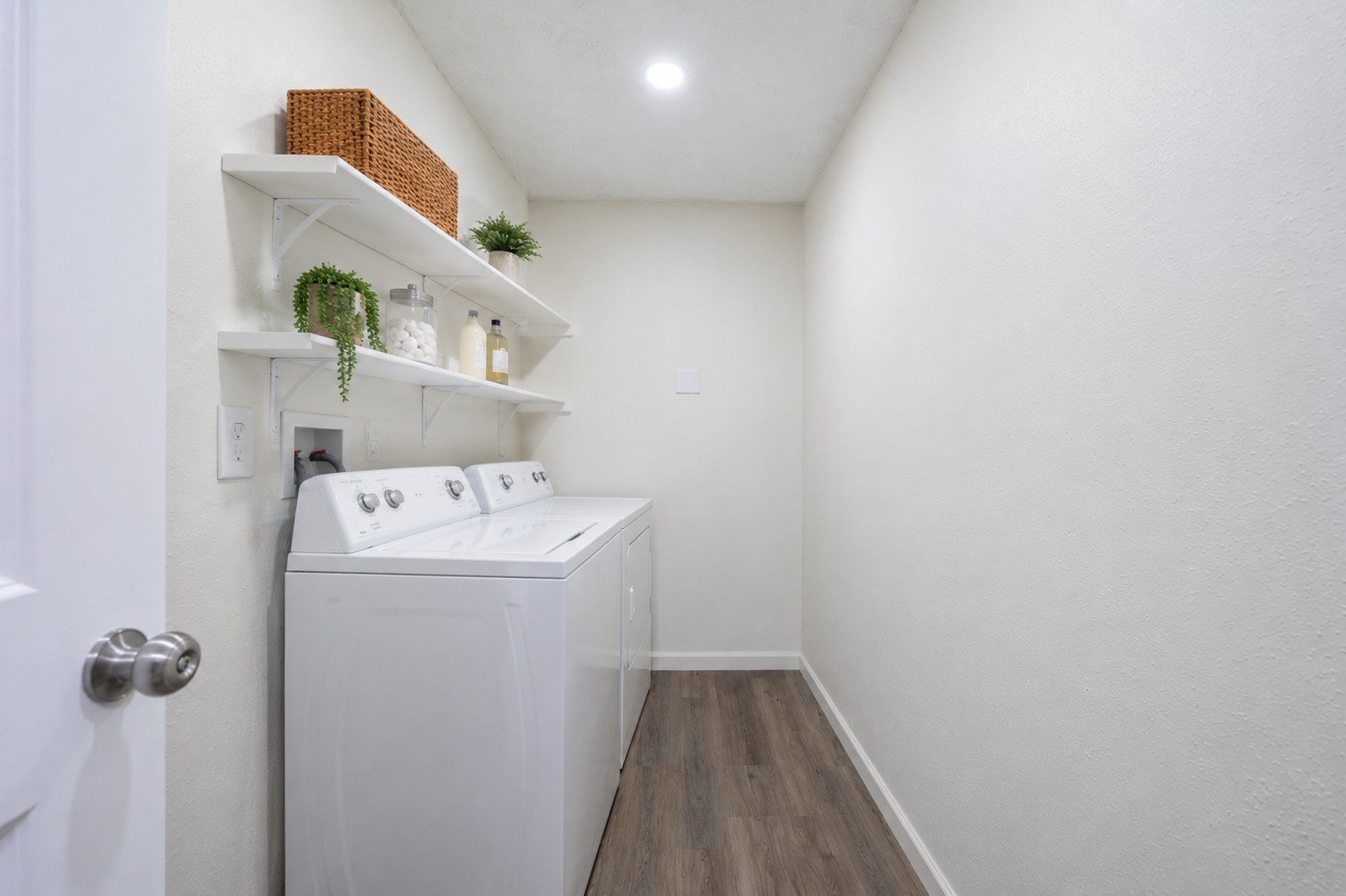 6526 Lynngate Drive Property Photo 10