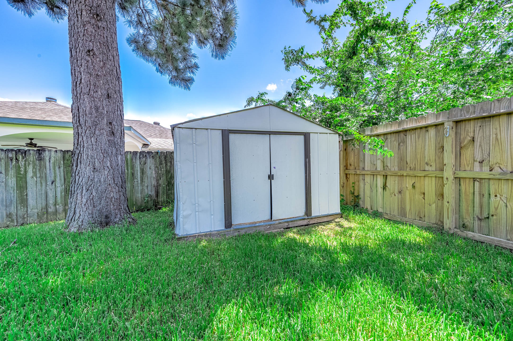 6526 Lynngate Drive Property Photo 24