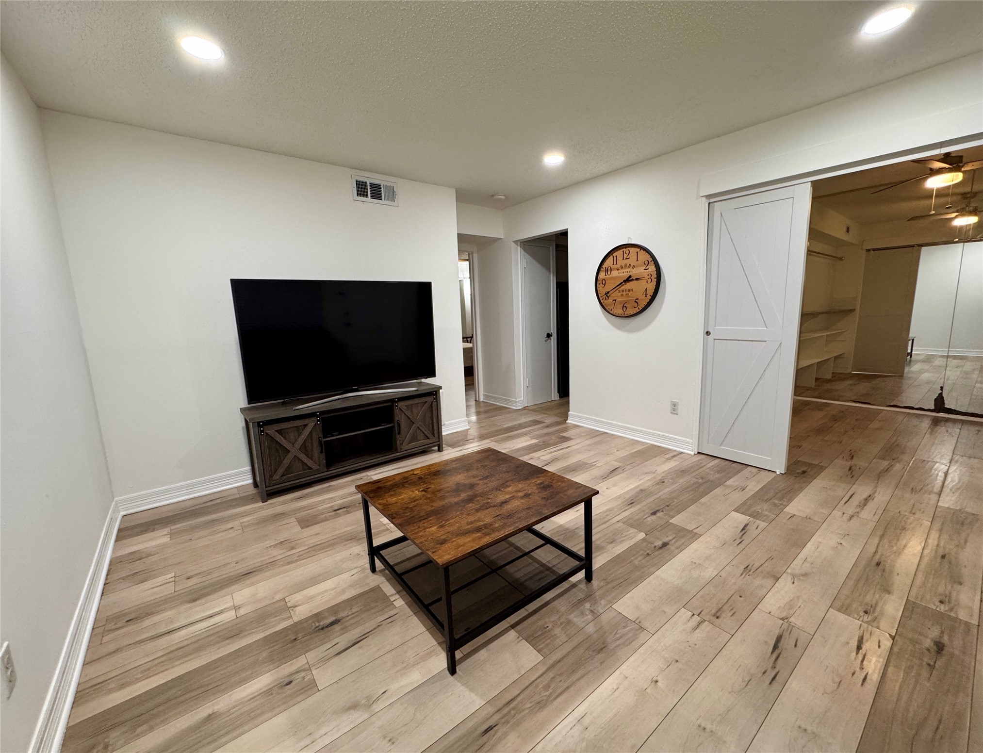 3131 Southwest Freeway C35 Property Photo 27