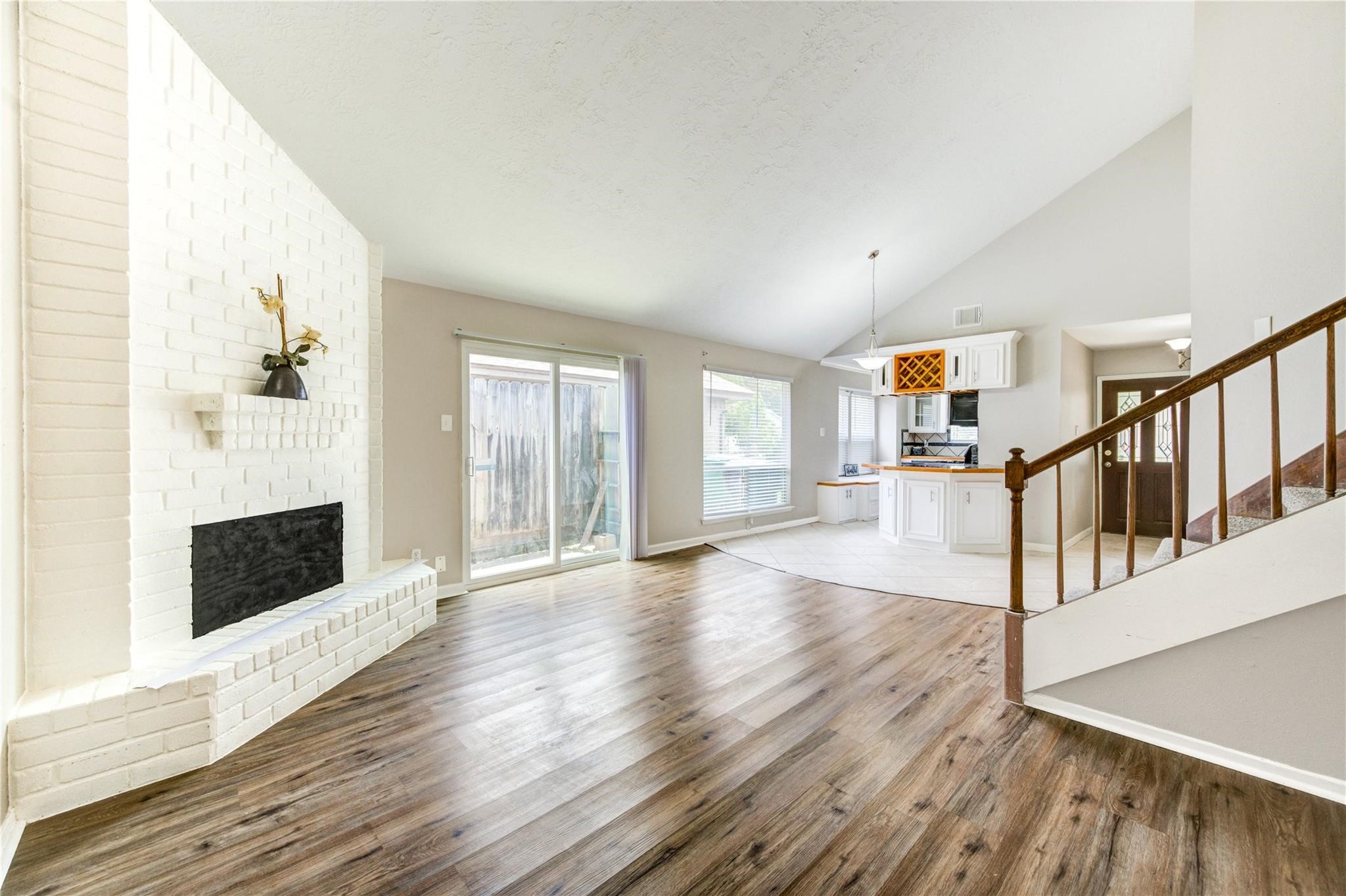 5255 Beaverbrook Drive Property Photo 16
