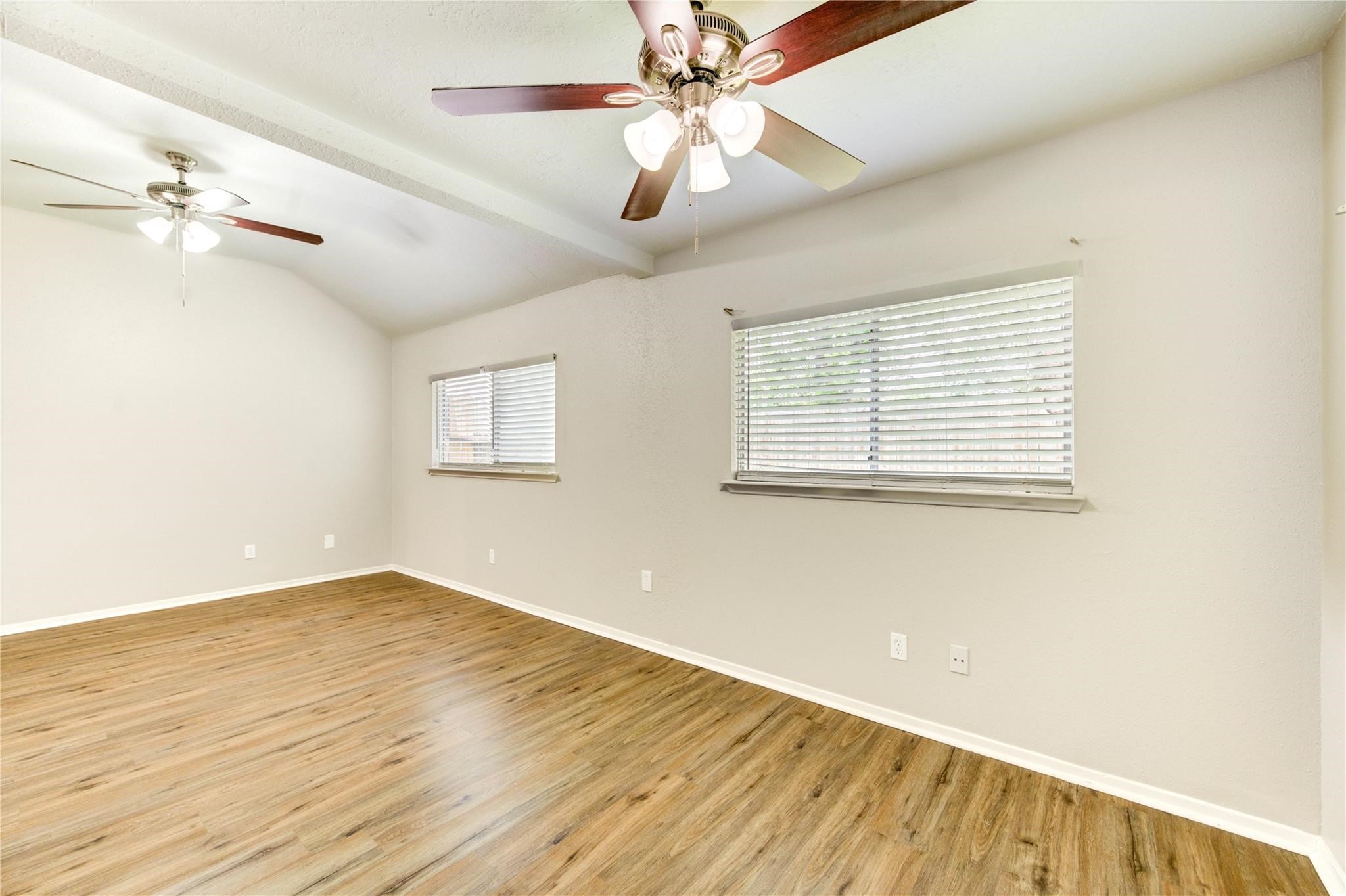 5255 Beaverbrook Drive Property Photo 27