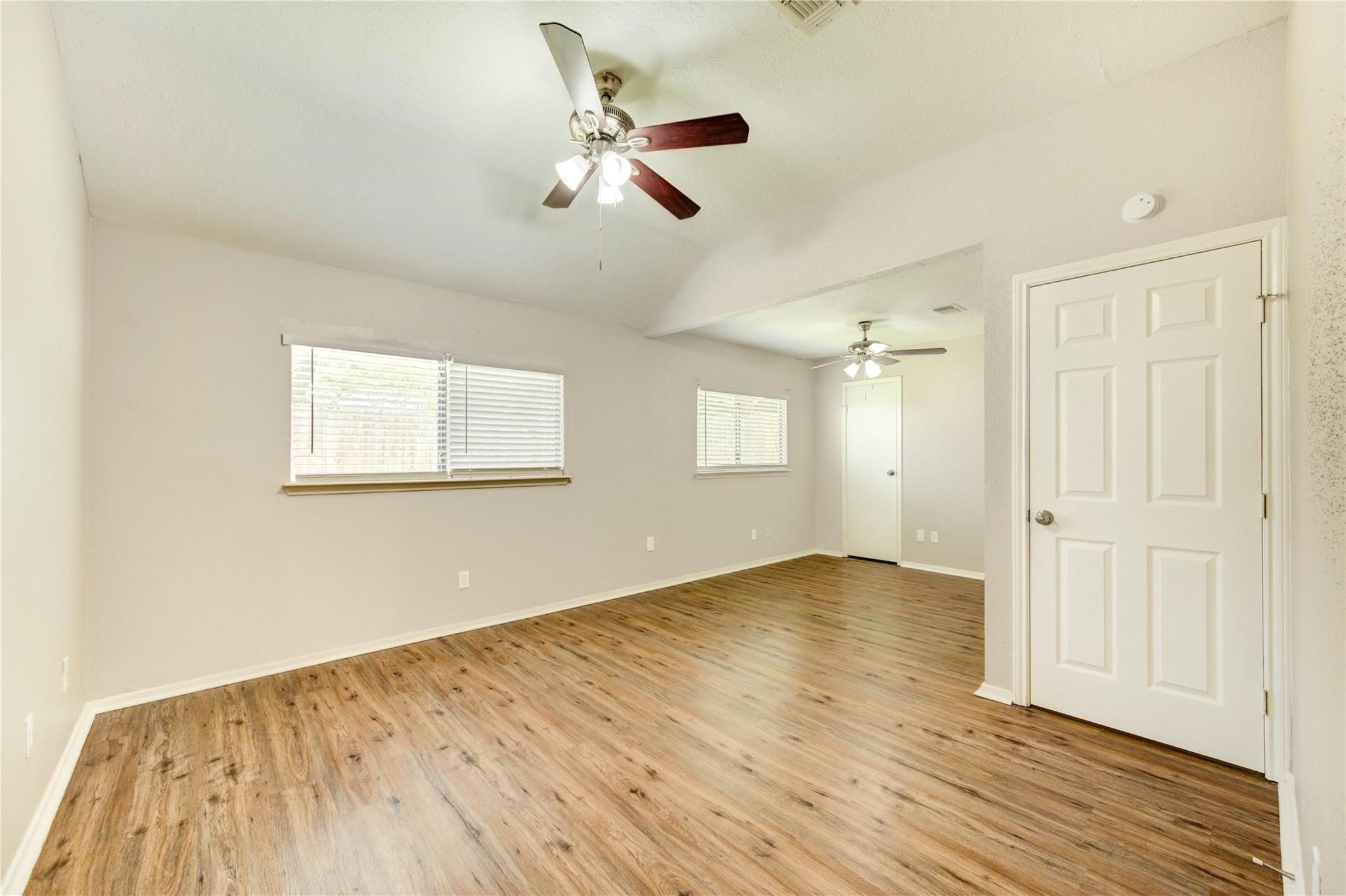 5255 Beaverbrook Drive Property Photo 30