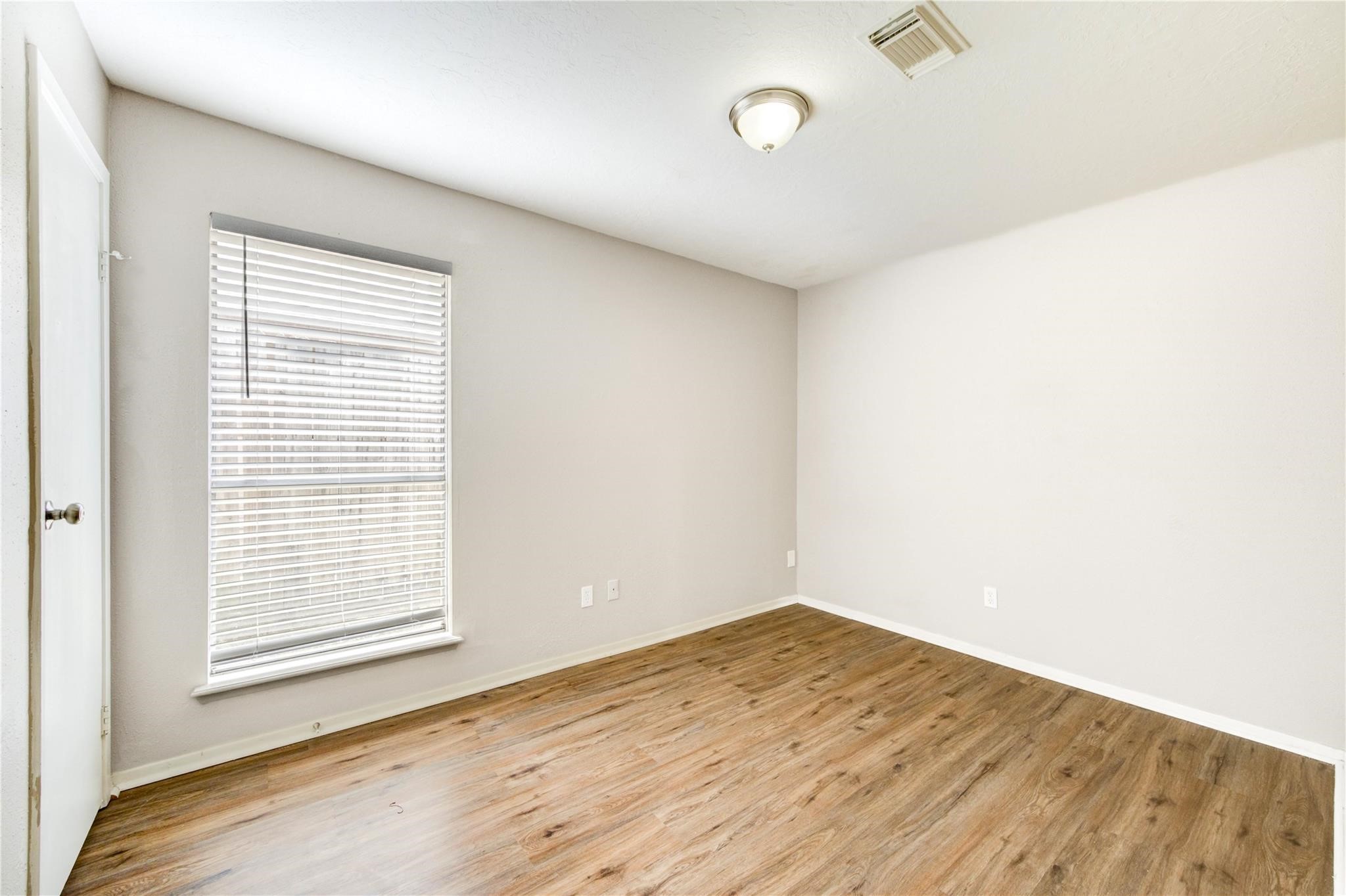 5255 Beaverbrook Drive Property Photo 33