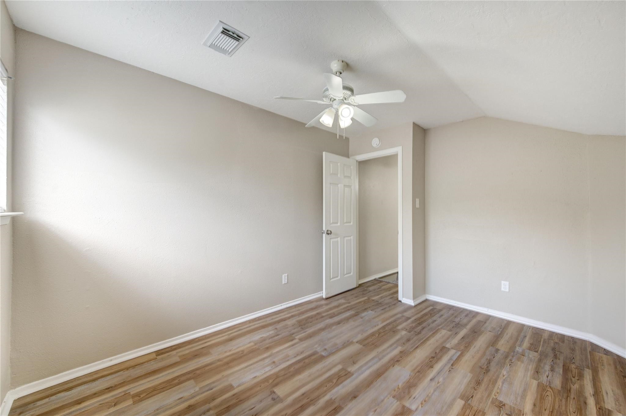 5255 Beaverbrook Drive Property Photo 40