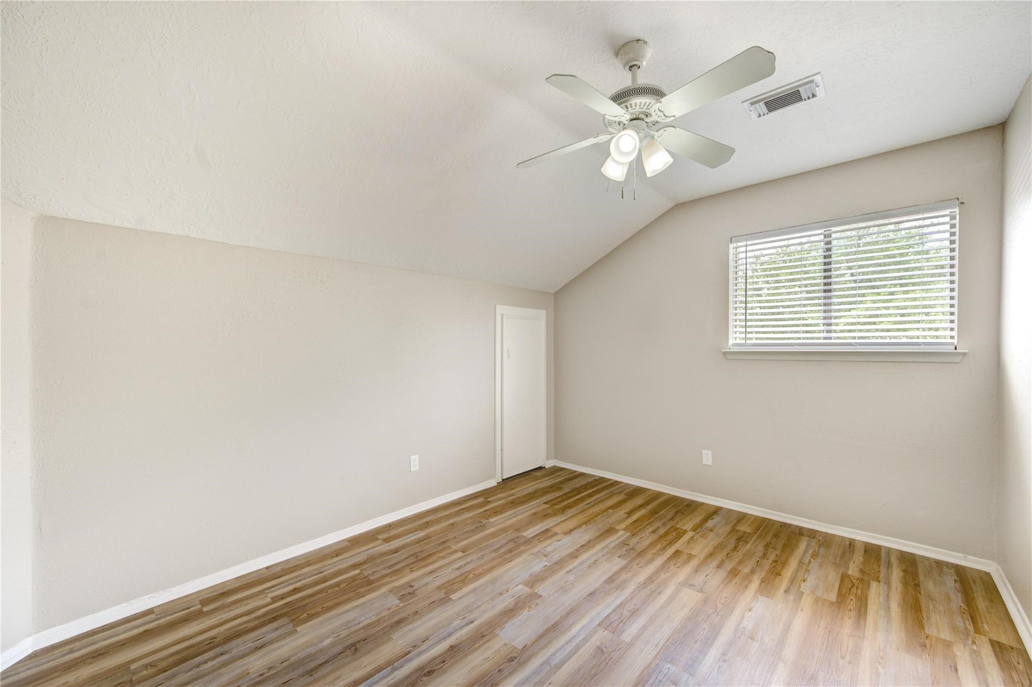 5255 Beaverbrook Drive Property Photo 42