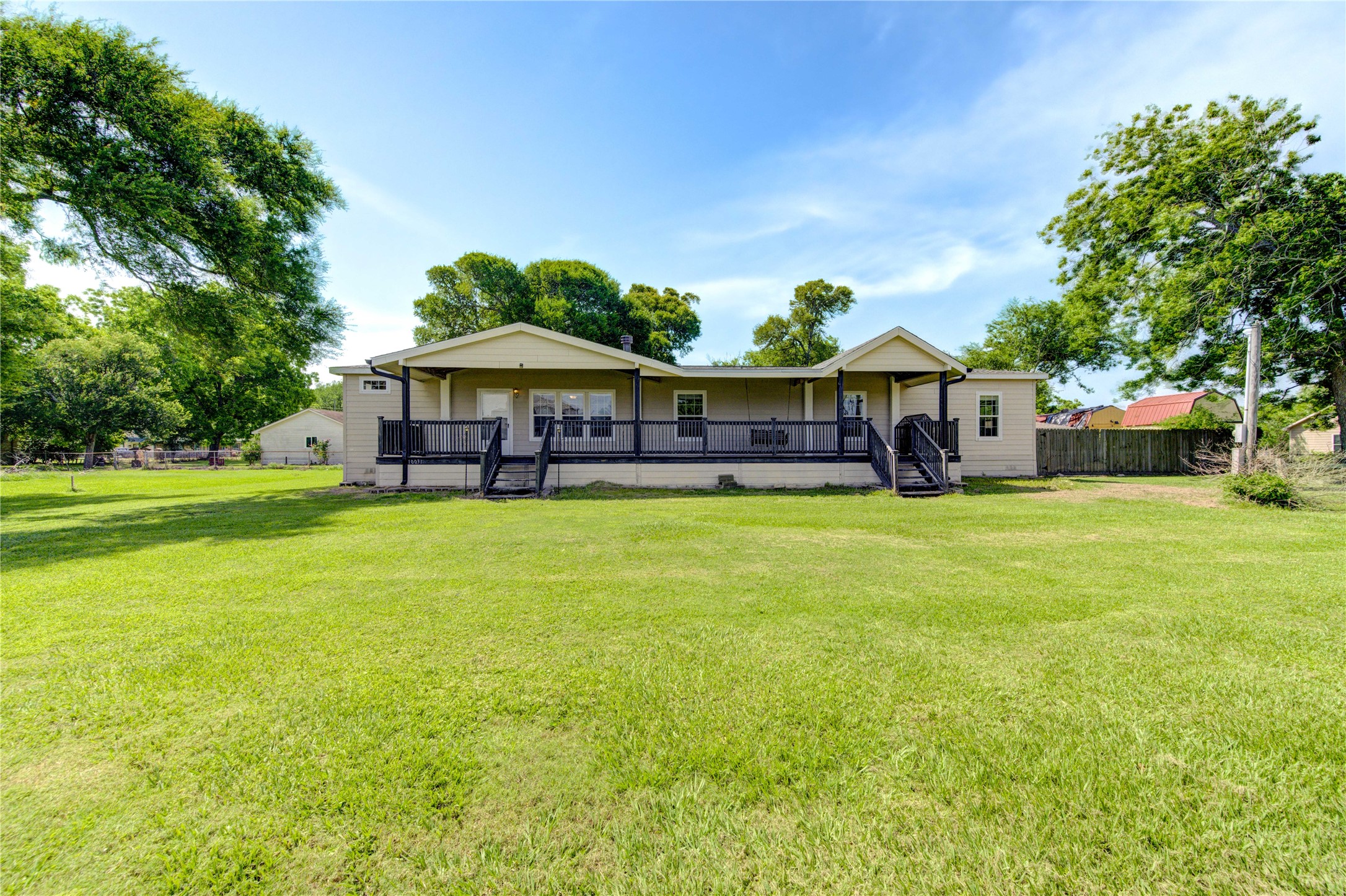 10031 N Walker Lane Property Photo