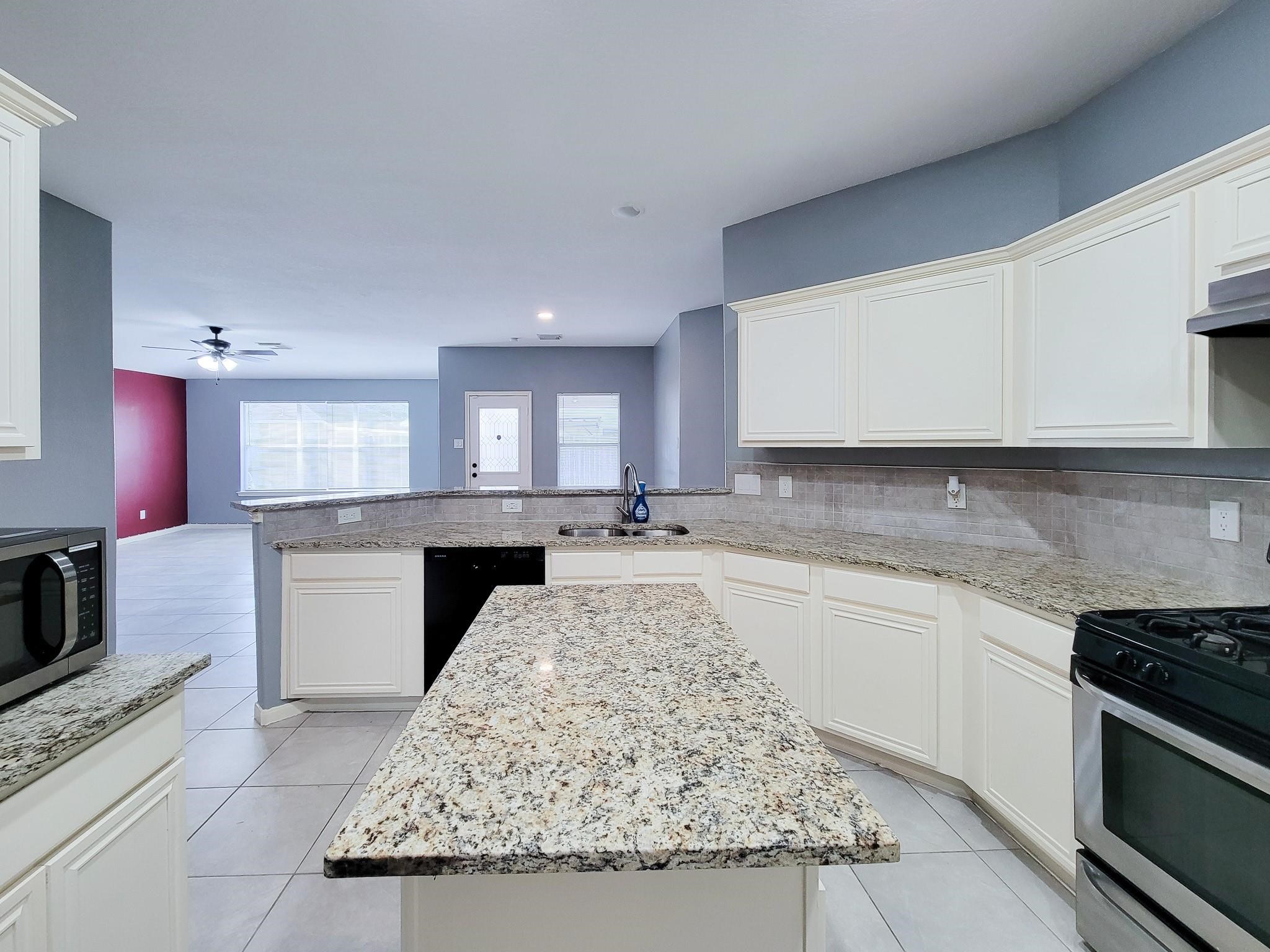 1206 Hemple Drive Property Photo 7