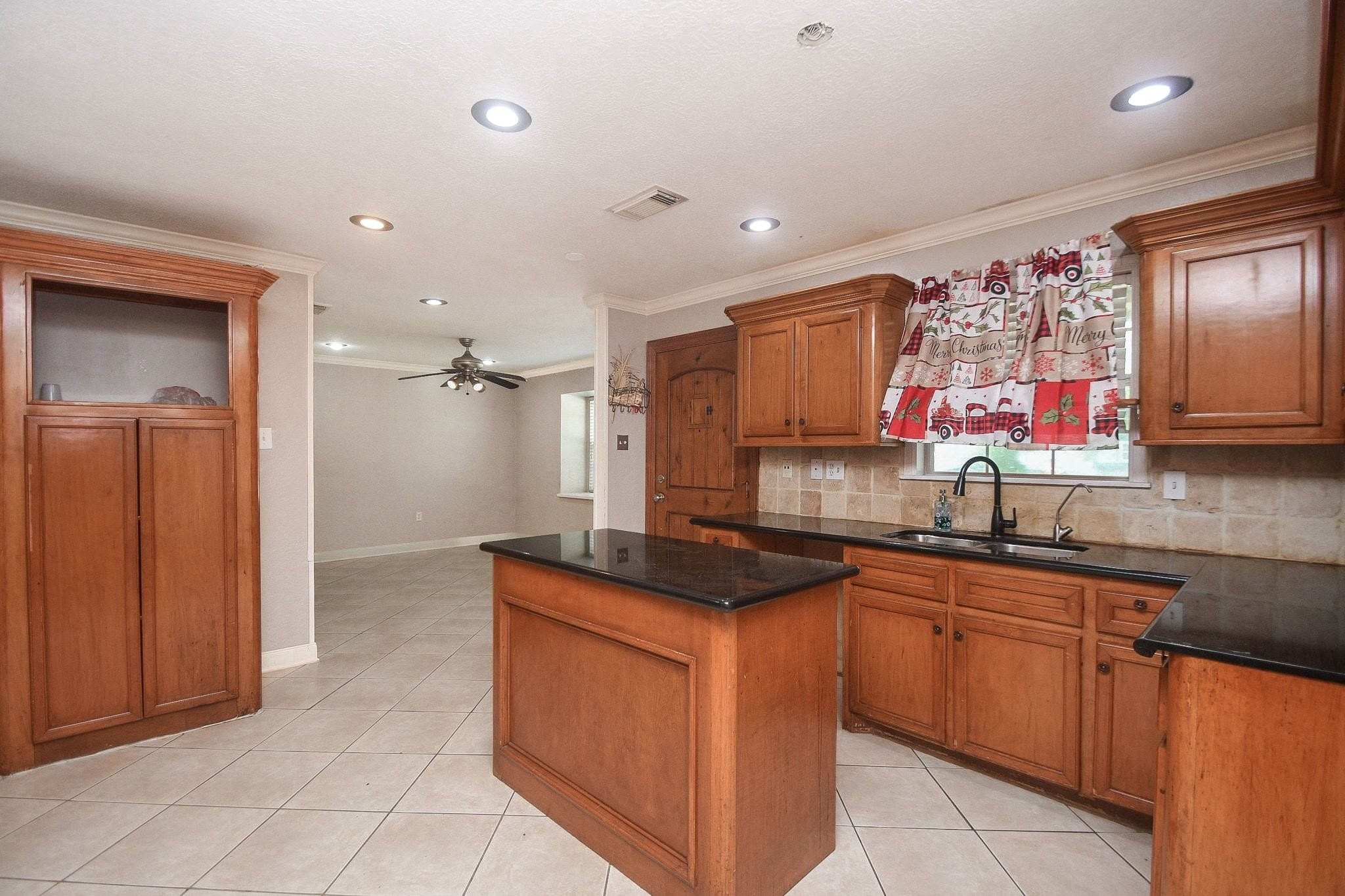1231 Hopper Road Property Photo 6
