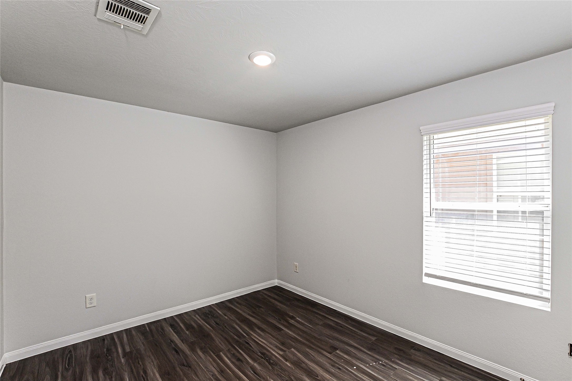 19046 Brescia Lane Property Photo 12