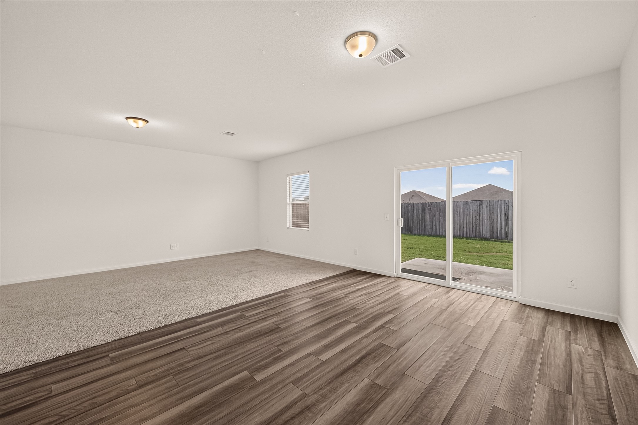 1037 Lacebark Pine Lane Property Photo 9