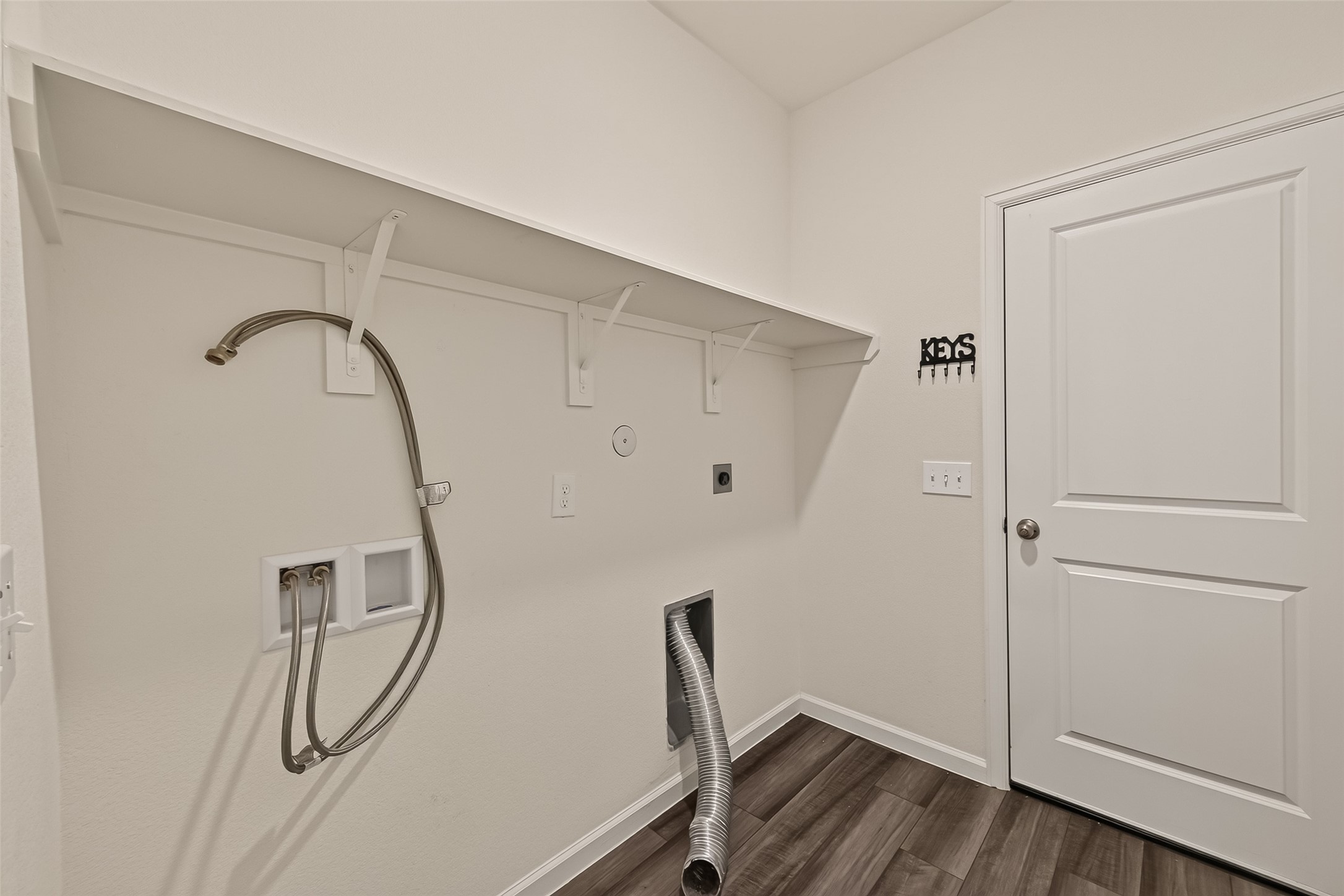 1037 Lacebark Pine Lane Property Photo 15
