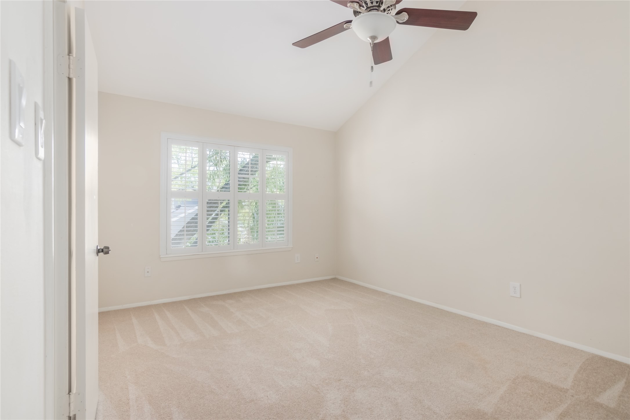 715 Trademark Place Property Photo 30