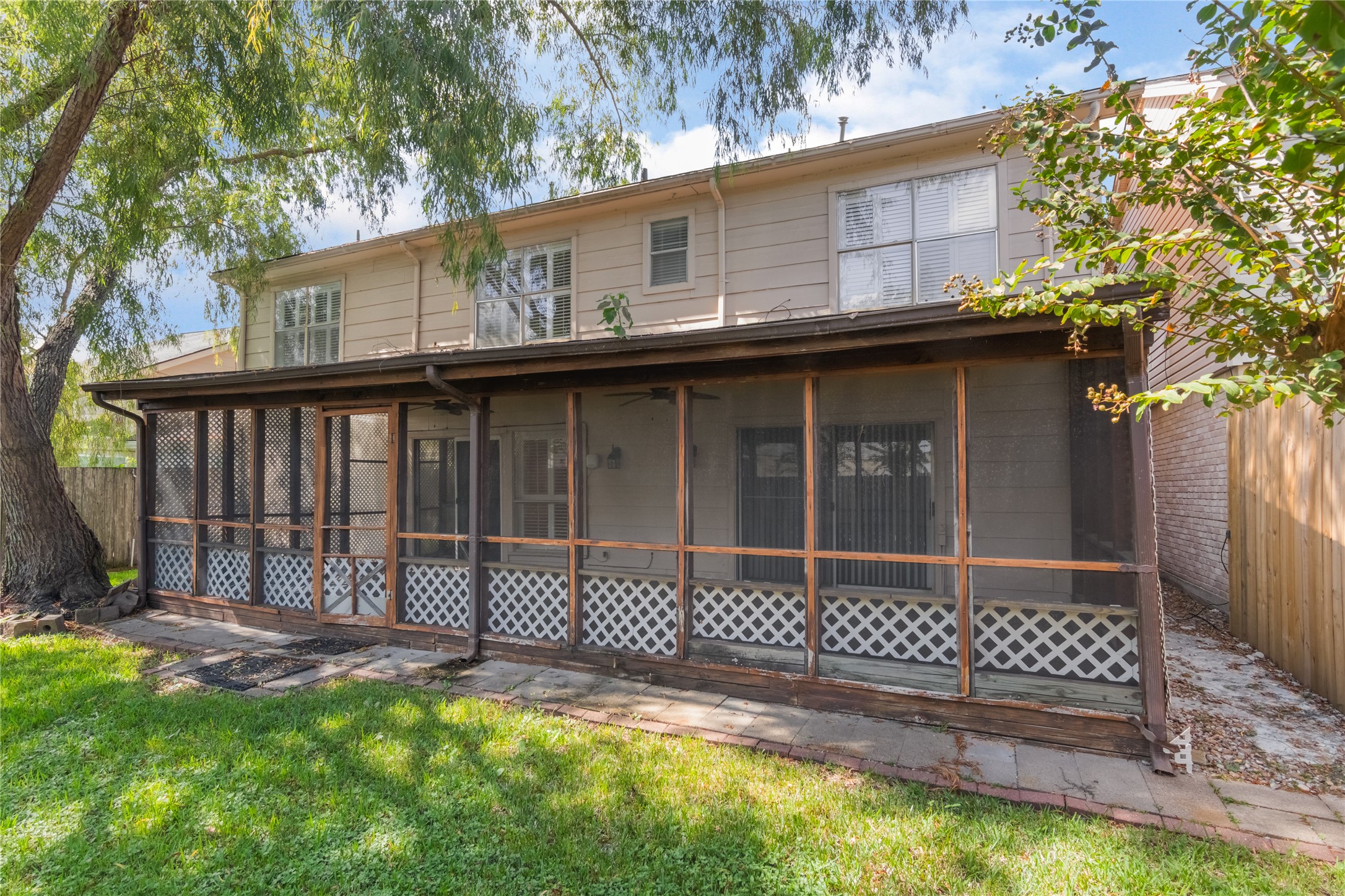 715 Trademark Place Property Photo 33