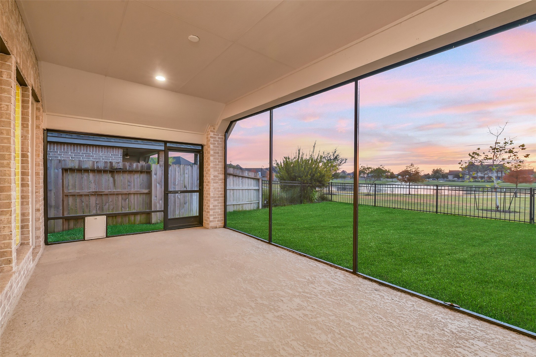 20423 Avelignese Way Property Photo 3