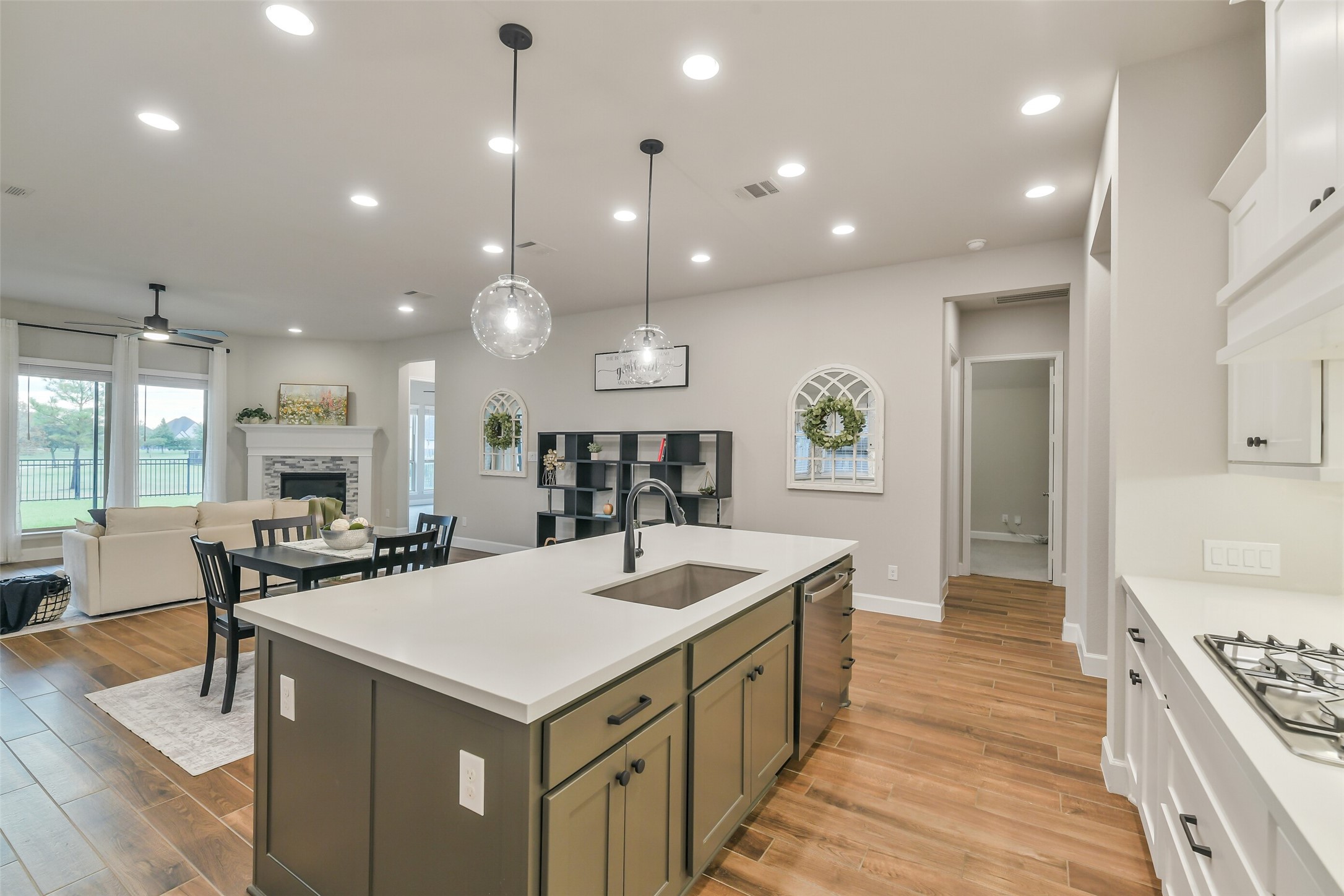 20423 Avelignese Way Property Photo 12