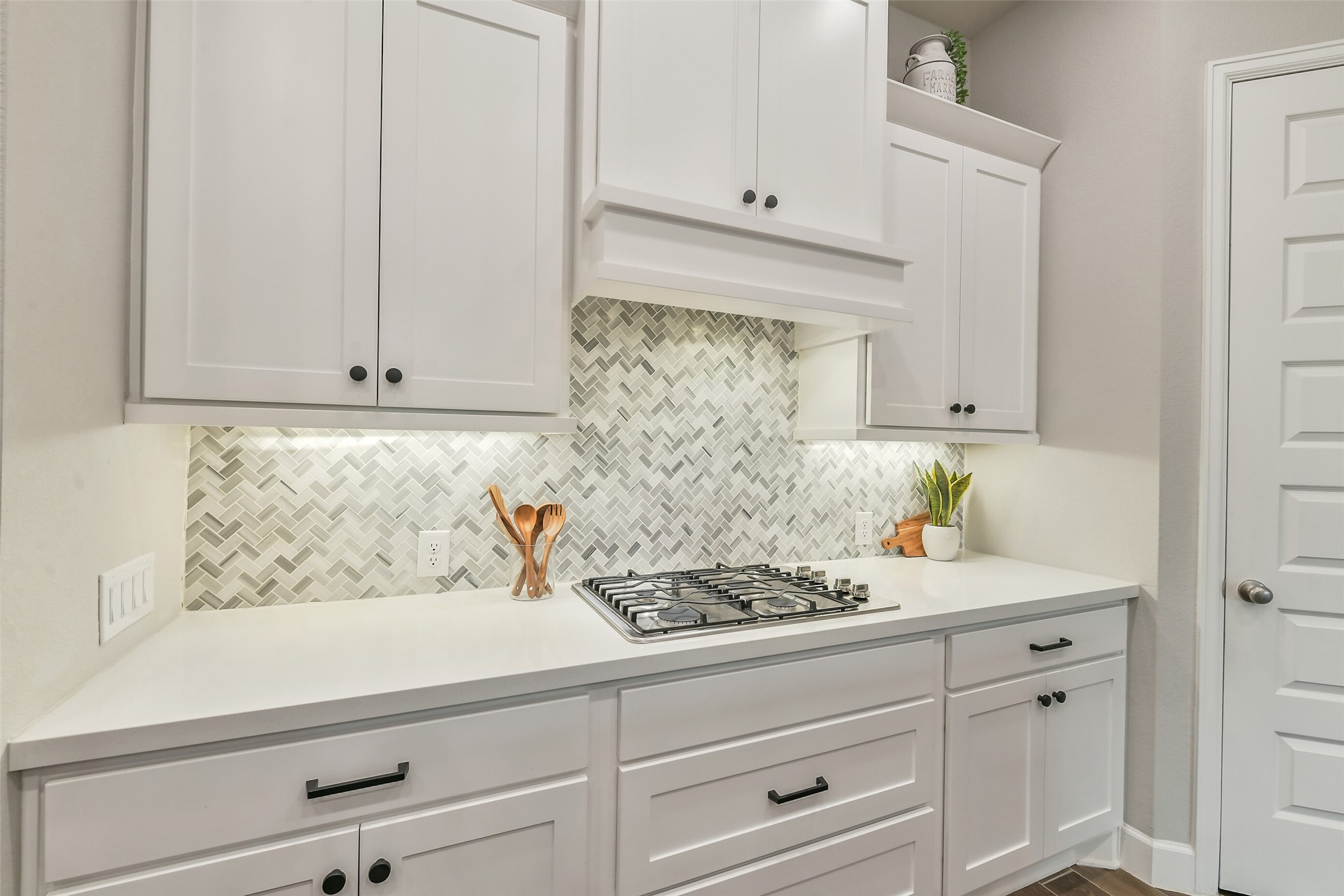 20423 Avelignese Way Property Photo 14