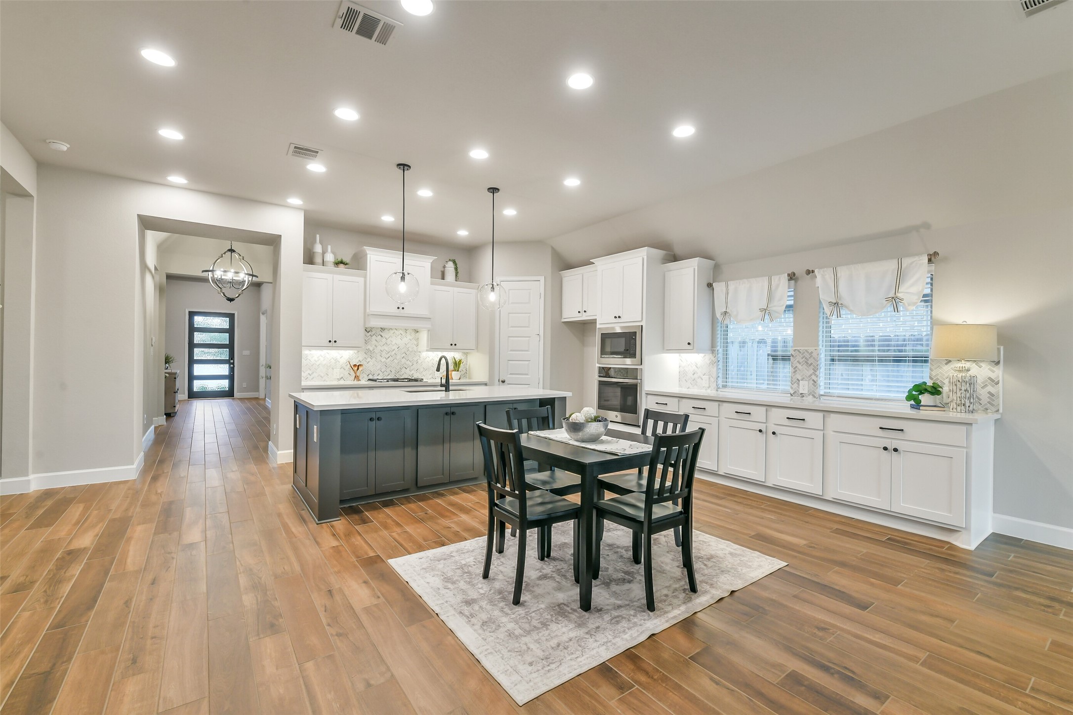 20423 Avelignese Way Property Photo 16