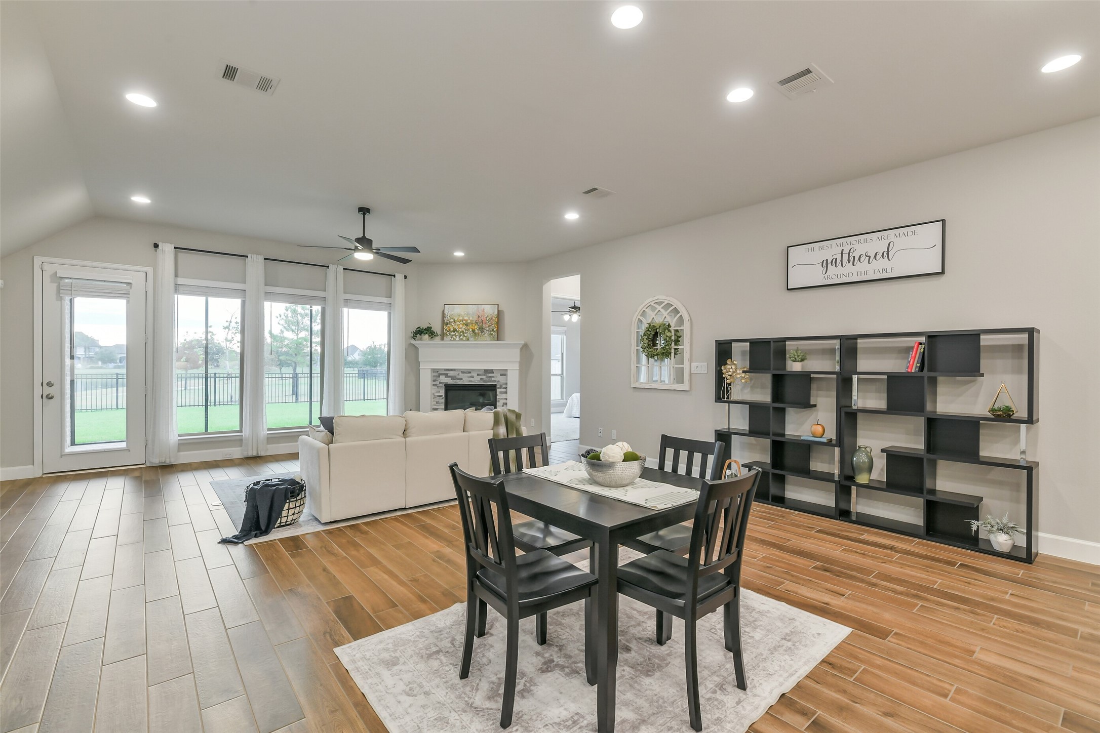 20423 Avelignese Way Property Photo 17