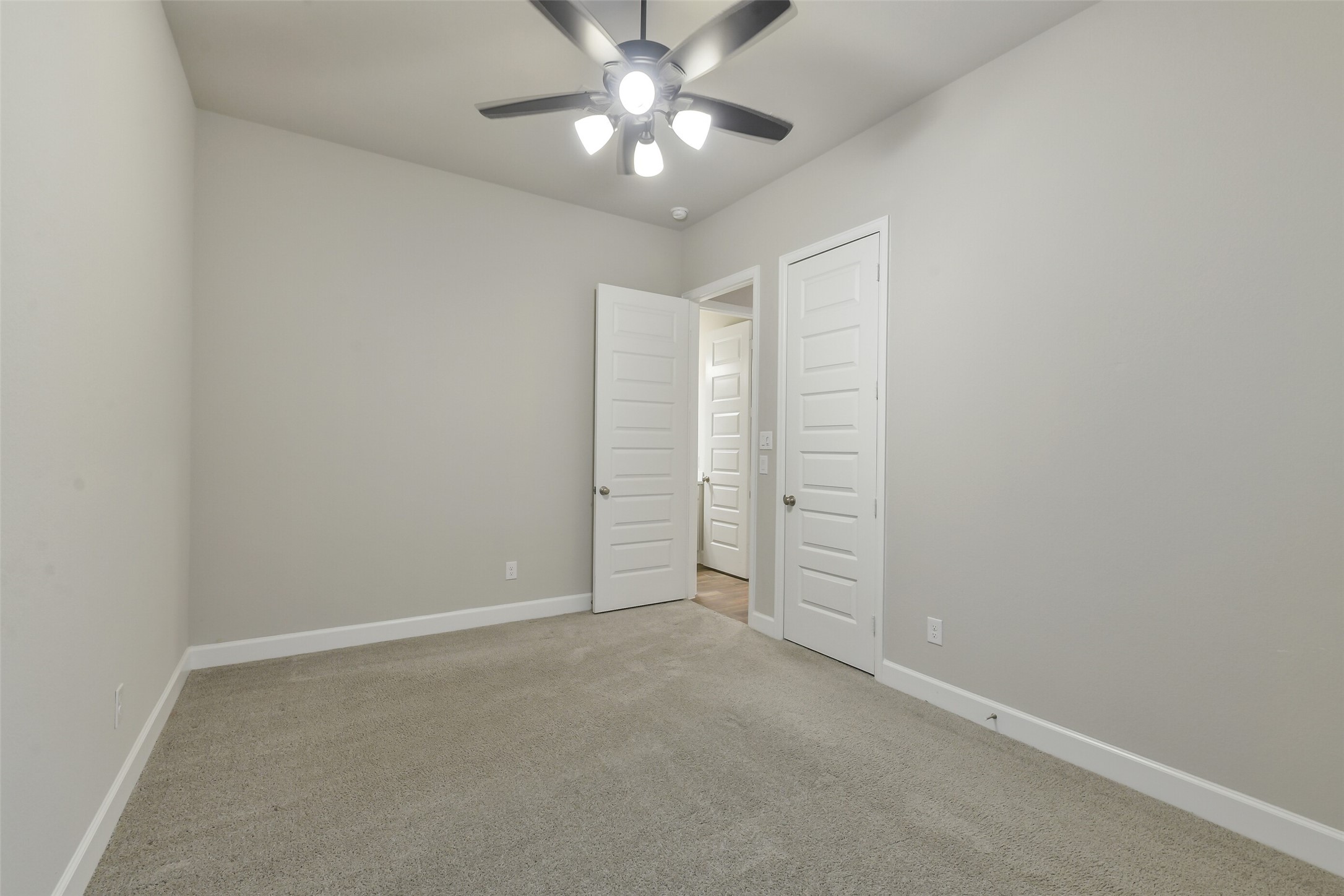 20423 Avelignese Way Property Photo 35