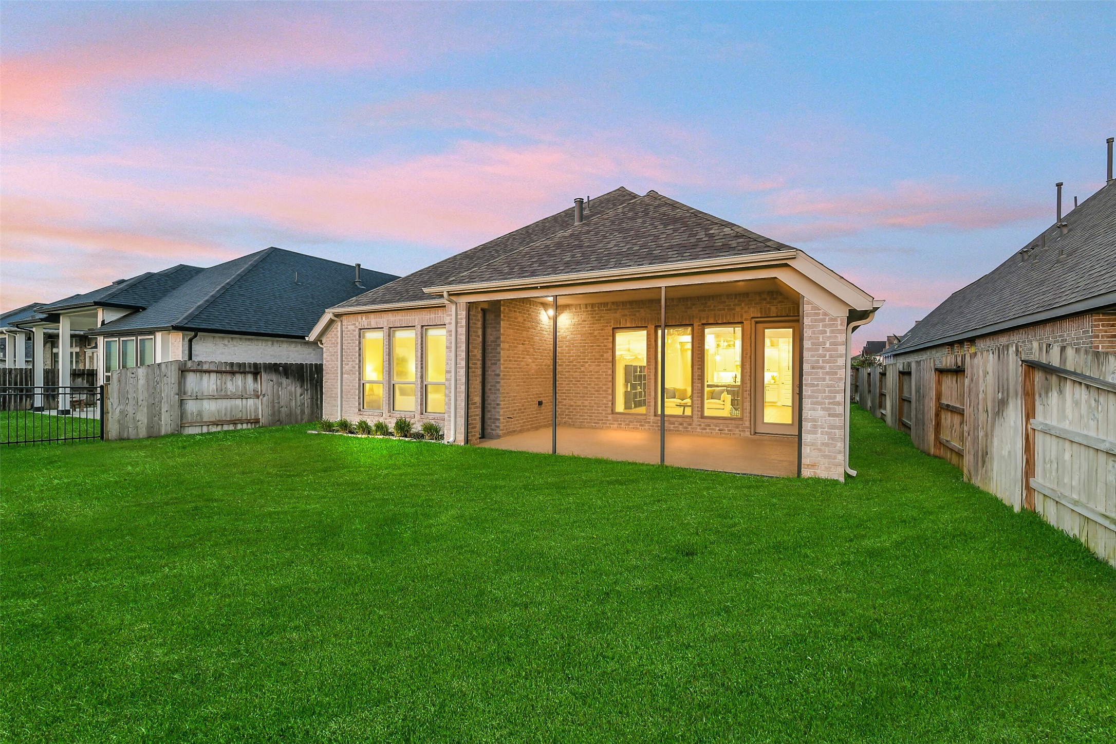 20423 Avelignese Way Property Photo 42