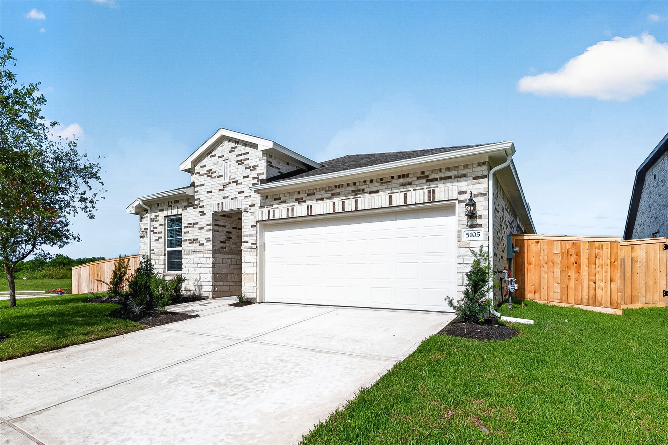 5105 Redbud Valley Dr Property Photo 1