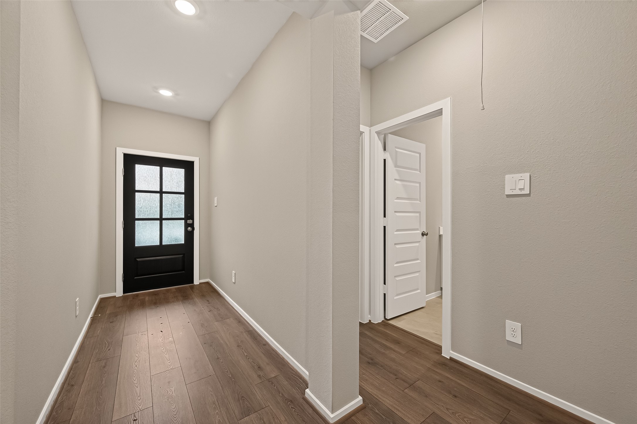 5105 Redbud Valley Dr Property Photo 4