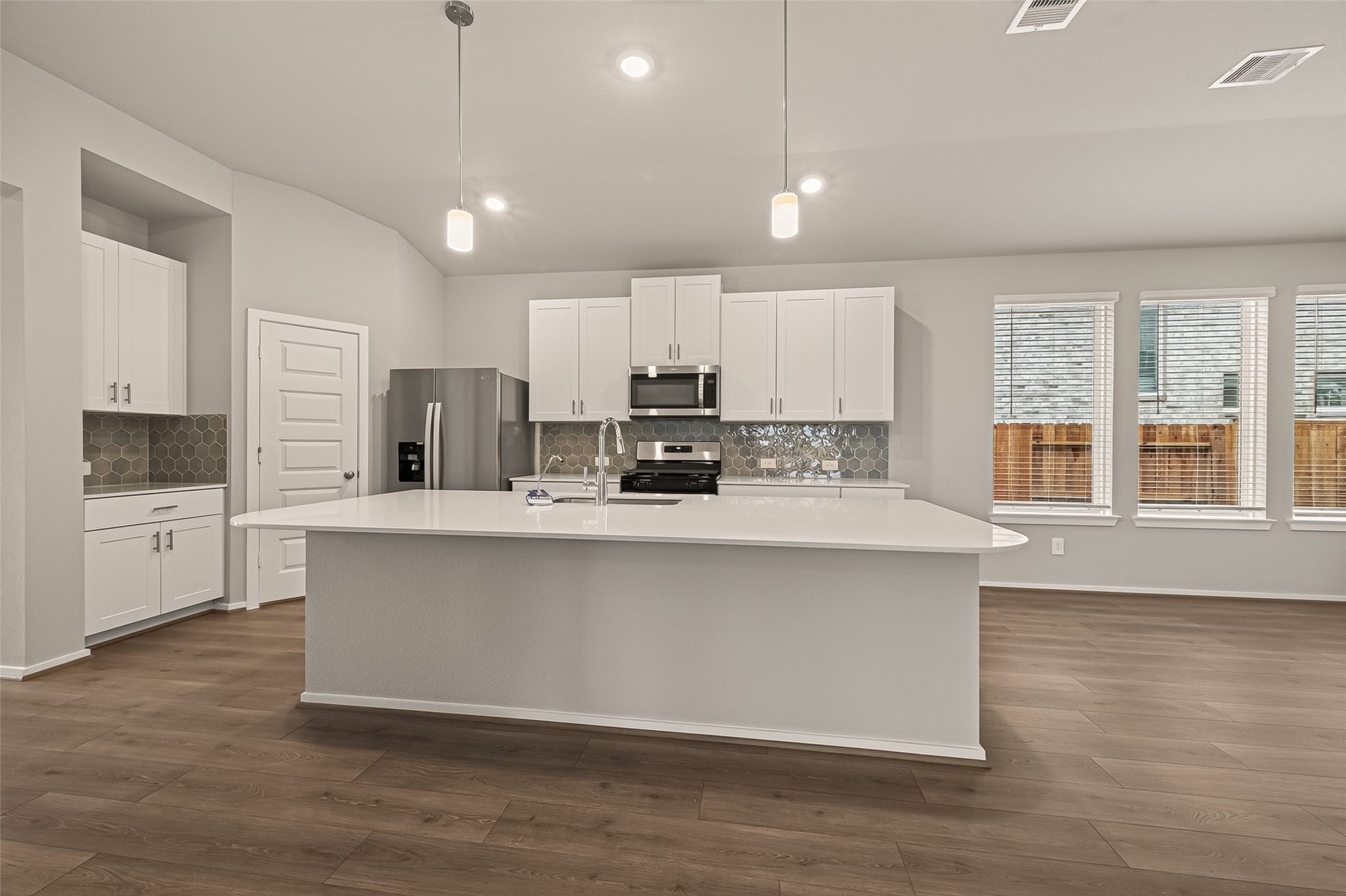5105 Redbud Valley Dr Property Photo 13