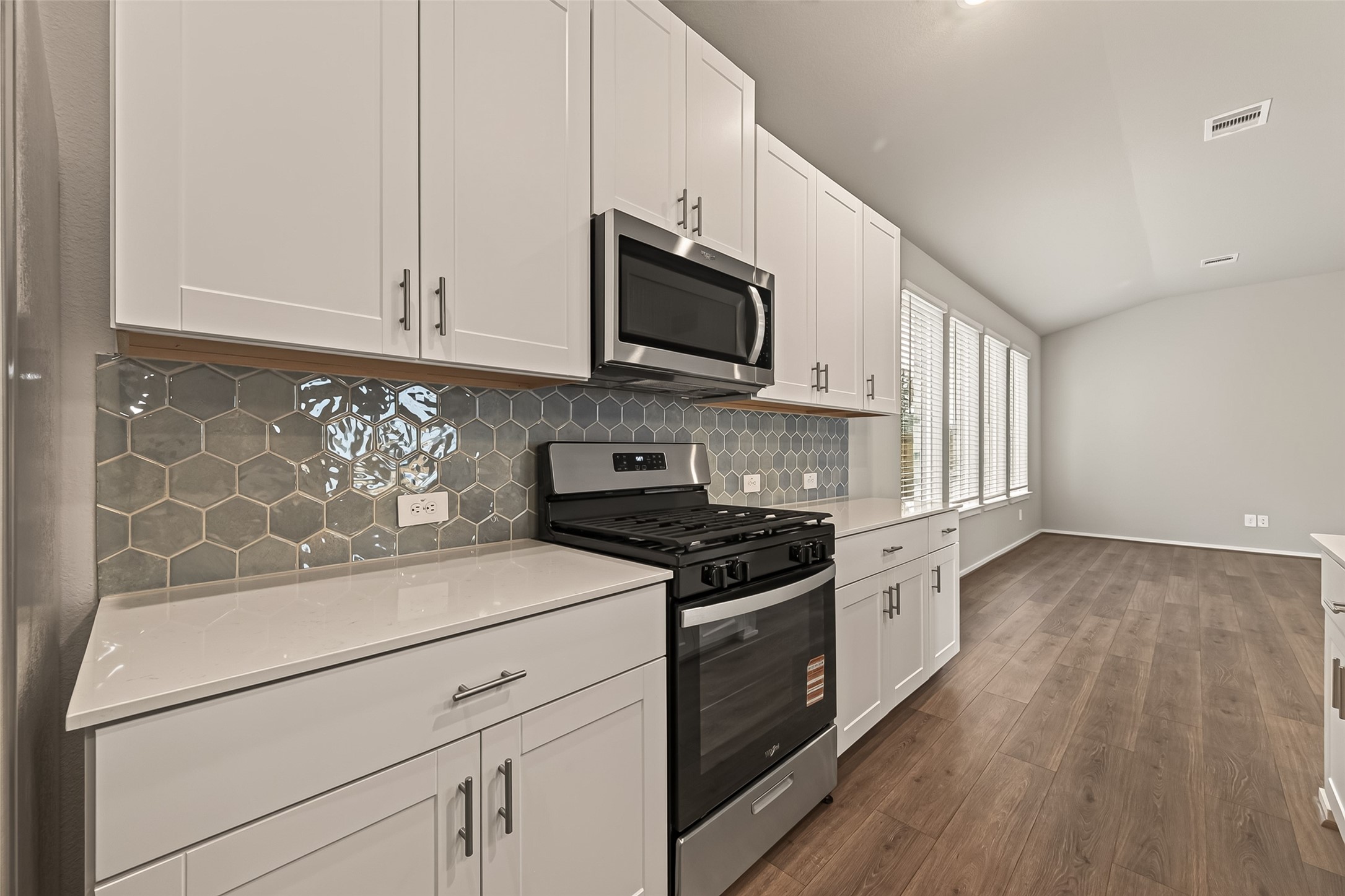 5105 Redbud Valley Dr Property Photo 15