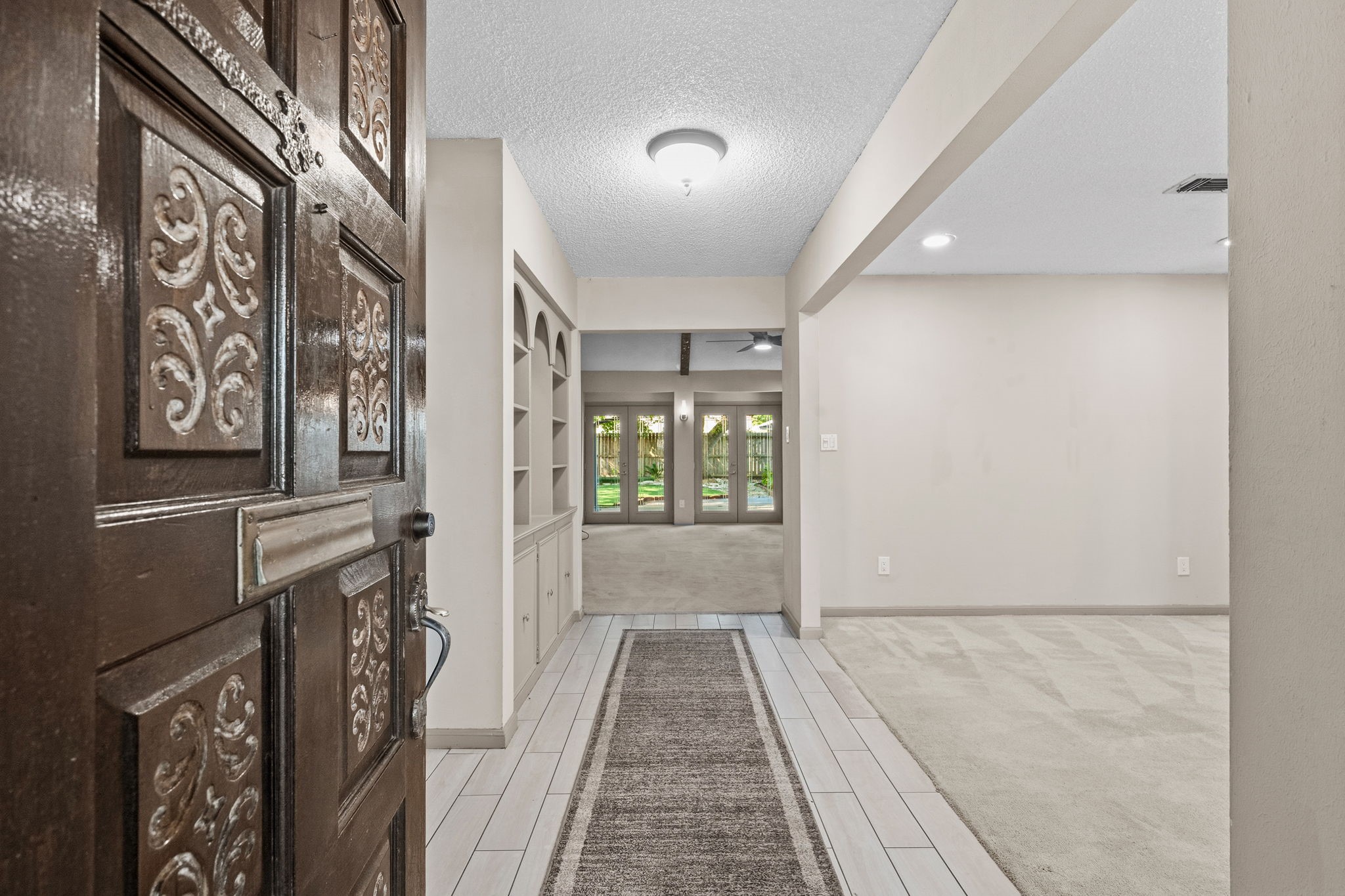 1110 Cheshire Lane Property Photo 4