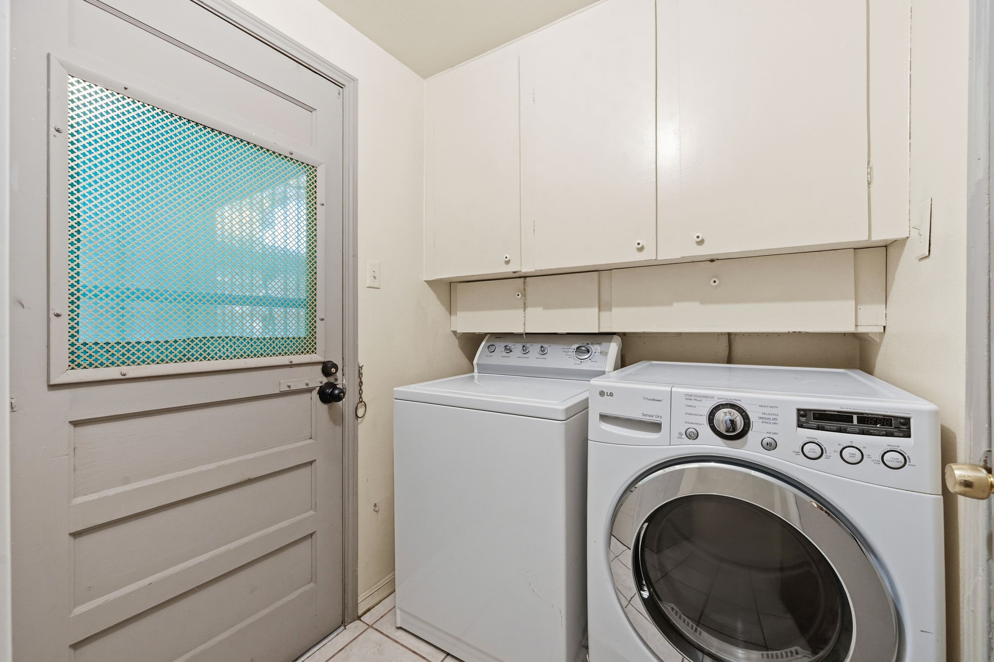 1110 Cheshire Lane Property Photo 13