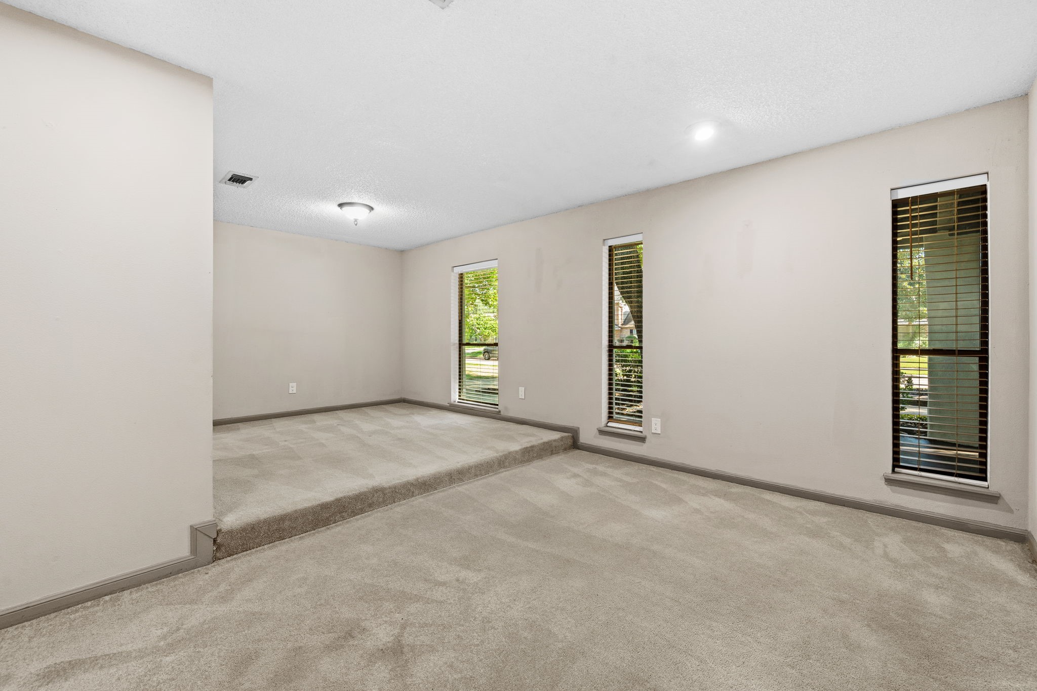 1110 Cheshire Lane Property Photo 25