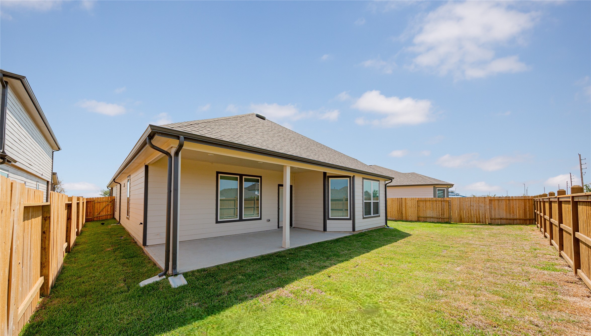3021 Mustang Grove Way Property Photo 22