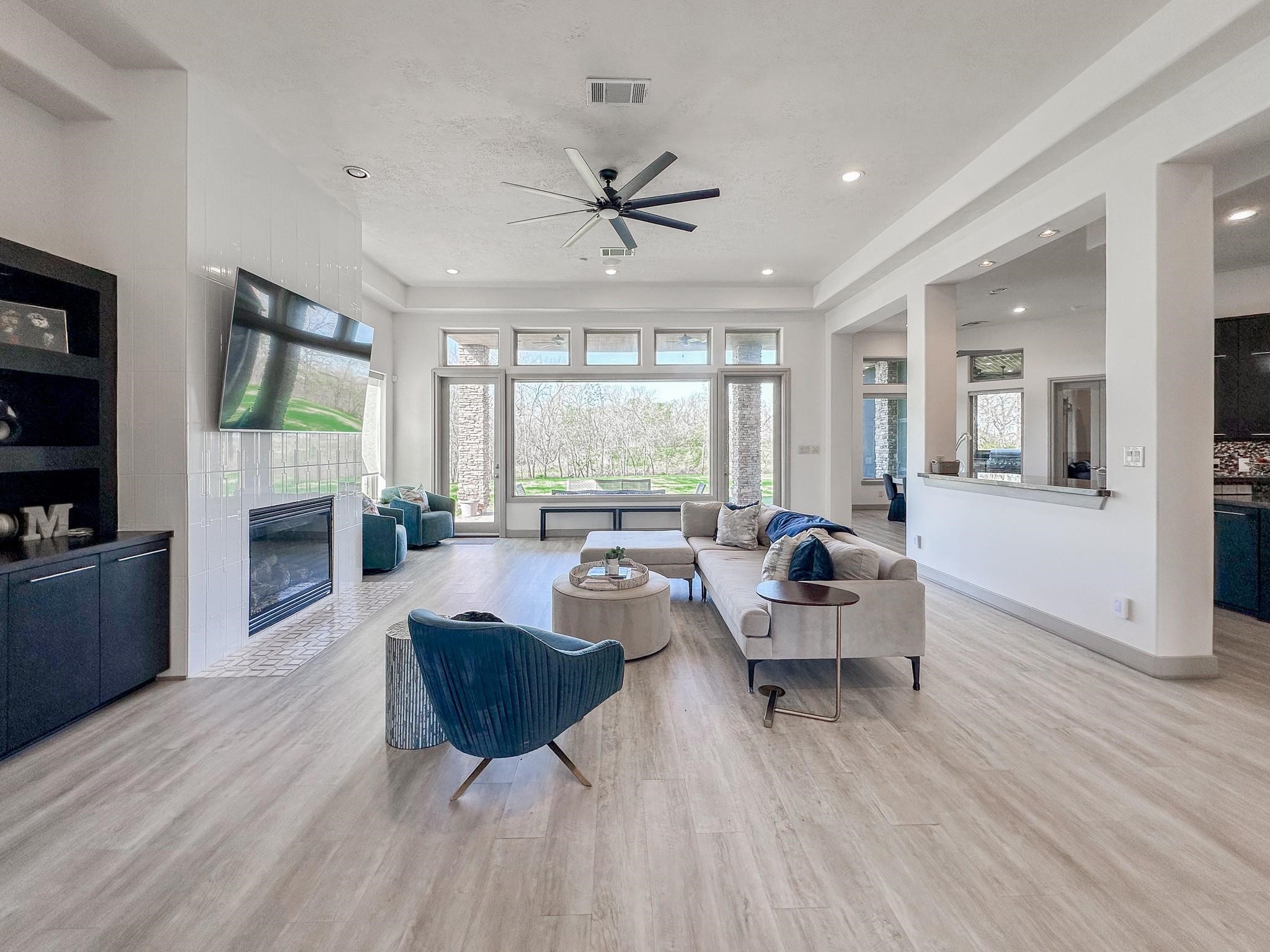 2819 Palmetto Bend Property Photo 10