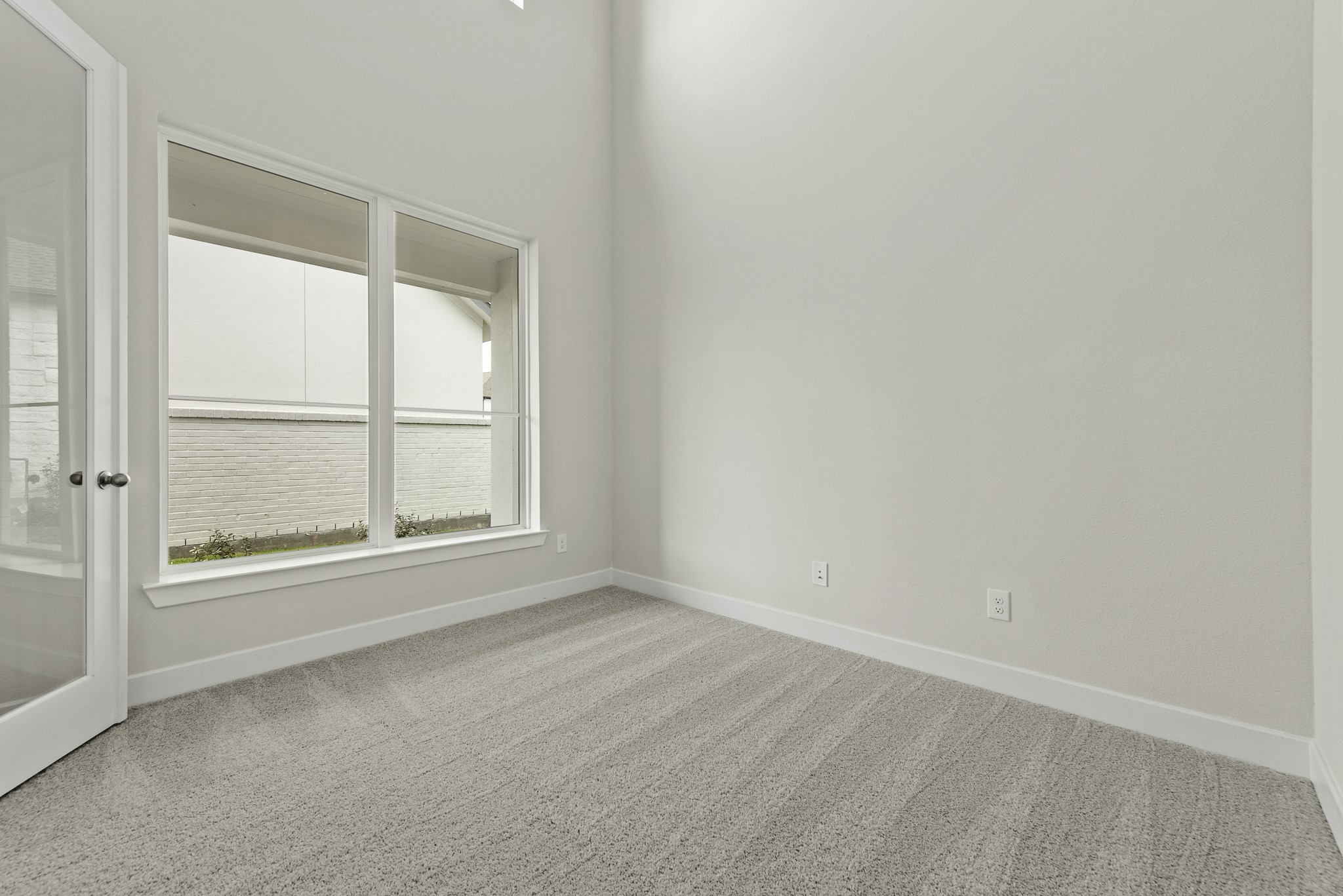 15703 Saffron Summer Street Property Photo 13