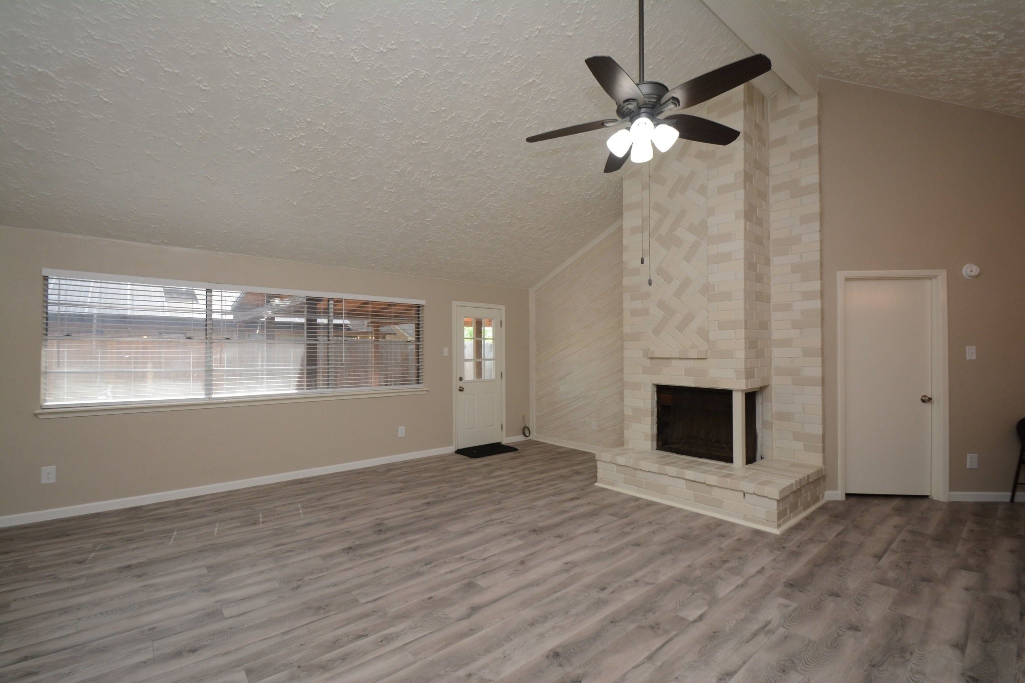16335 Quail Echo Drive Property Photo 7