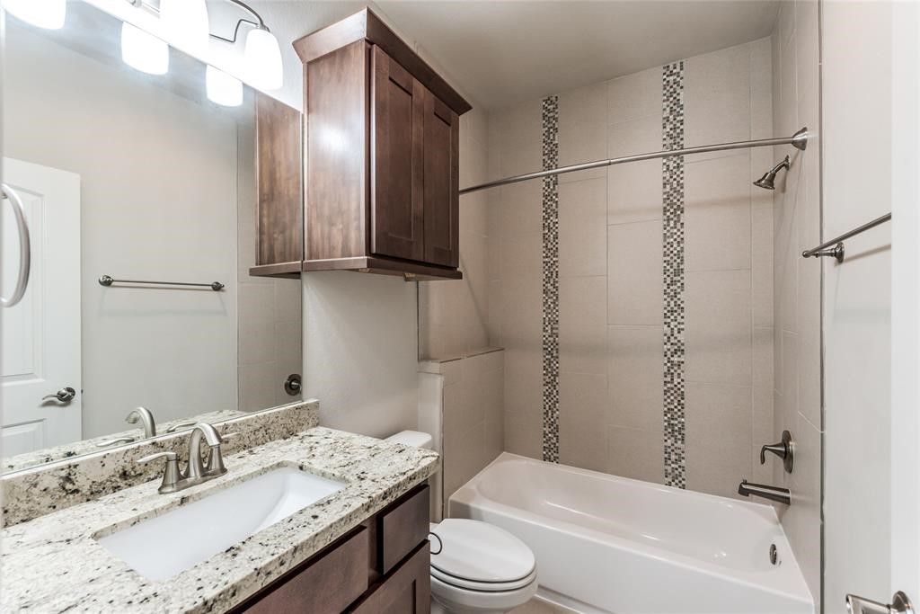 1614 Parker Street Property Photo 18