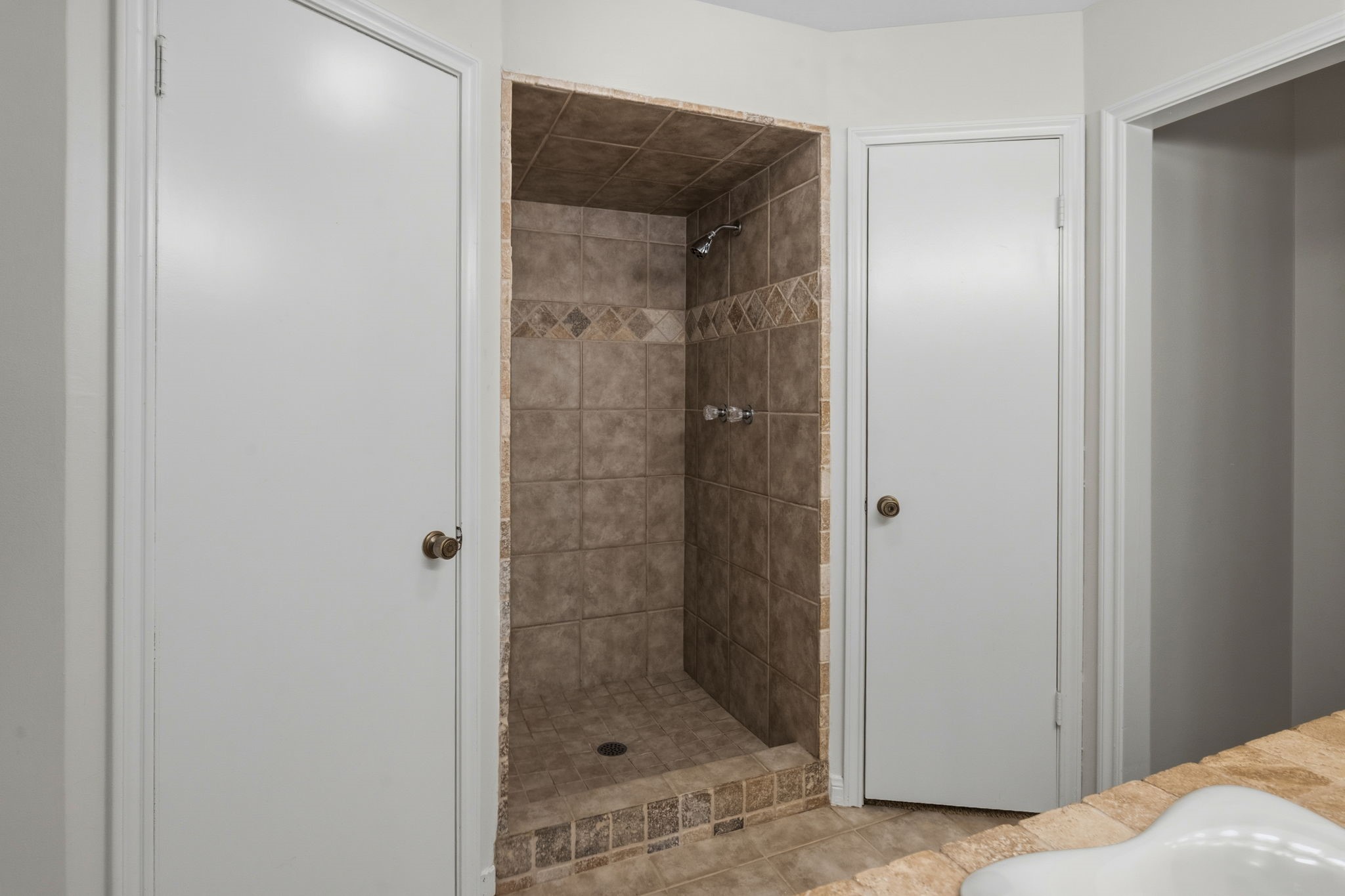 1307 Creek Hollow Drive Property Photo 15