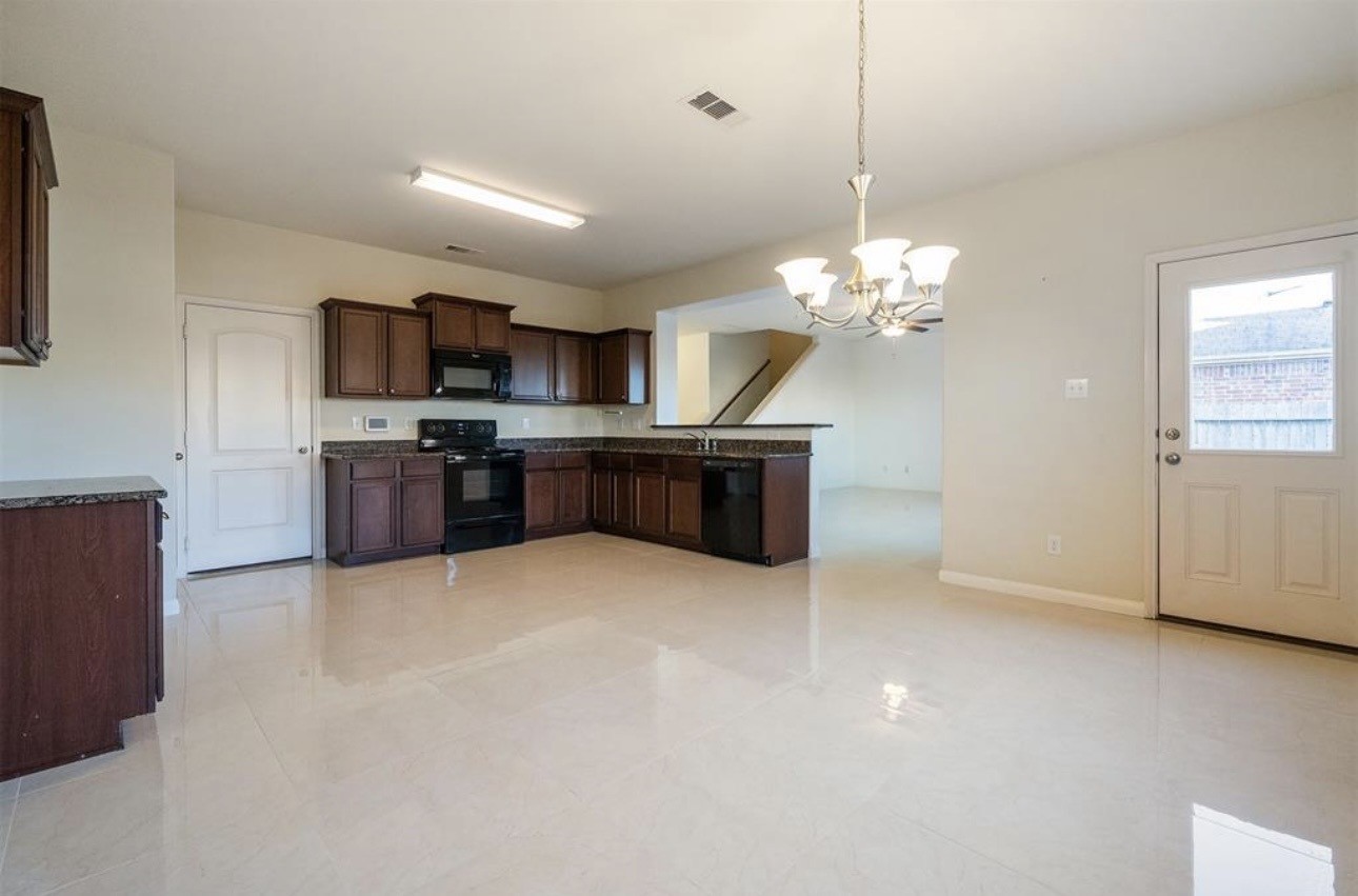 9439 Grand Spark Drive Property Photo 4