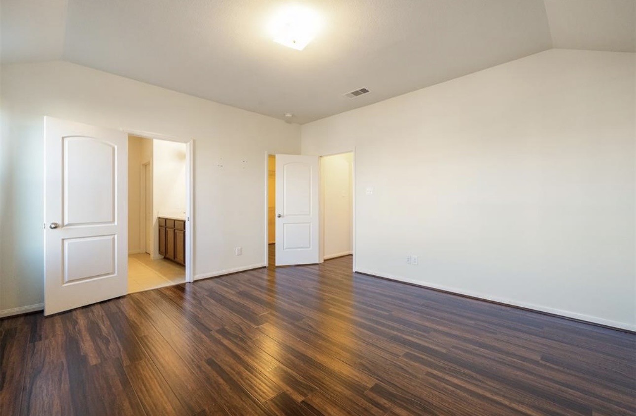 9439 Grand Spark Drive Property Photo 10