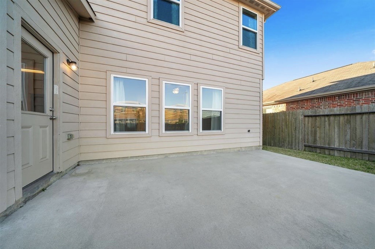 9439 Grand Spark Drive Property Photo 12