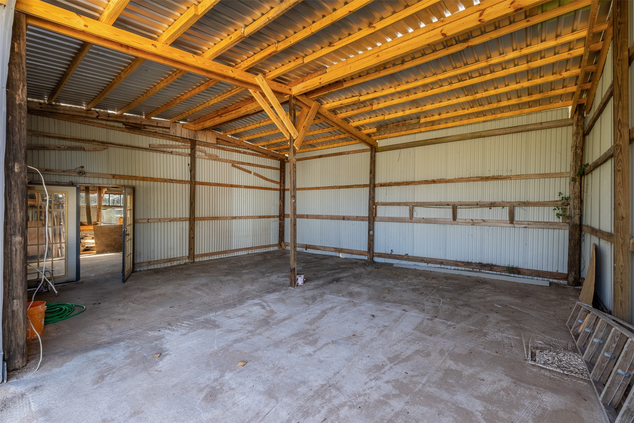 16088 Hwy 105 Property Photo 26