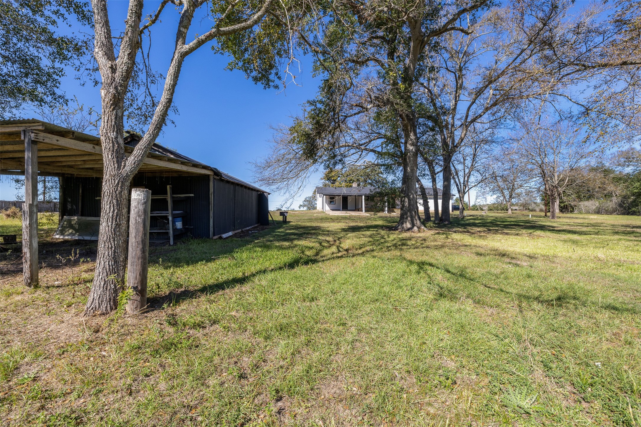 16088 Hwy 105 Property Photo 29