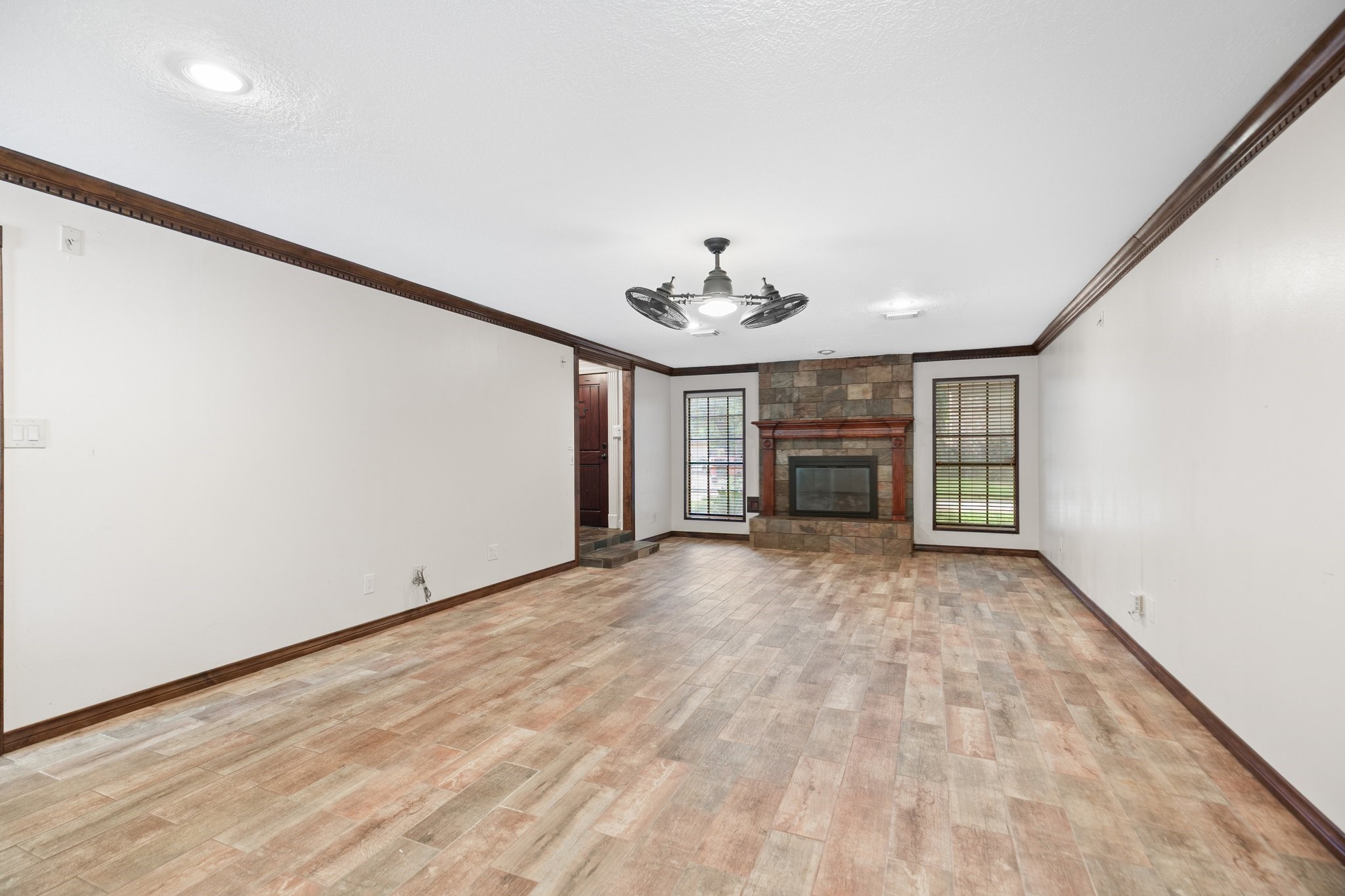 12923 Hunterfield Drive Property Photo 16