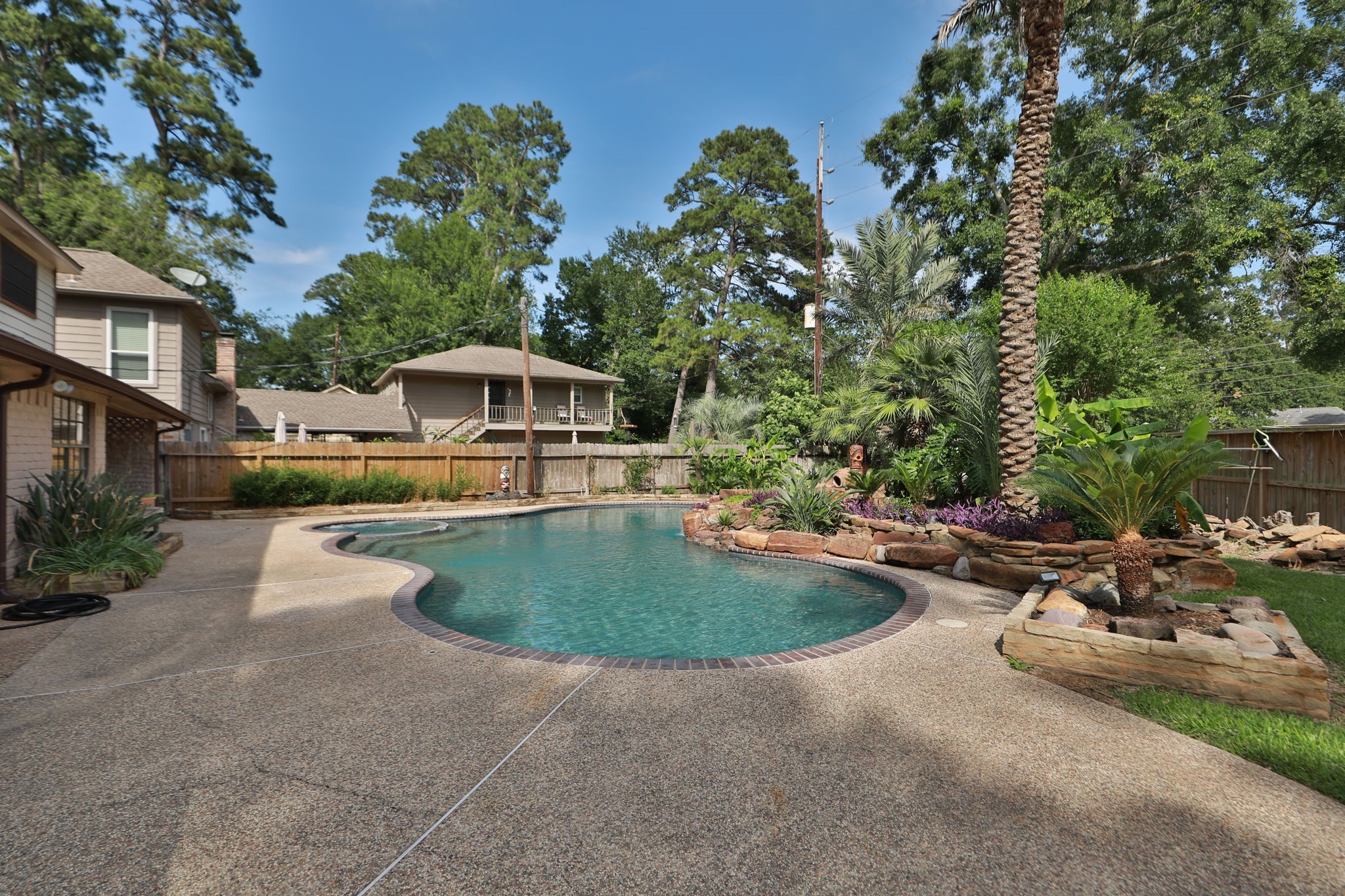 12923 Hunterfield Drive Property Photo 35