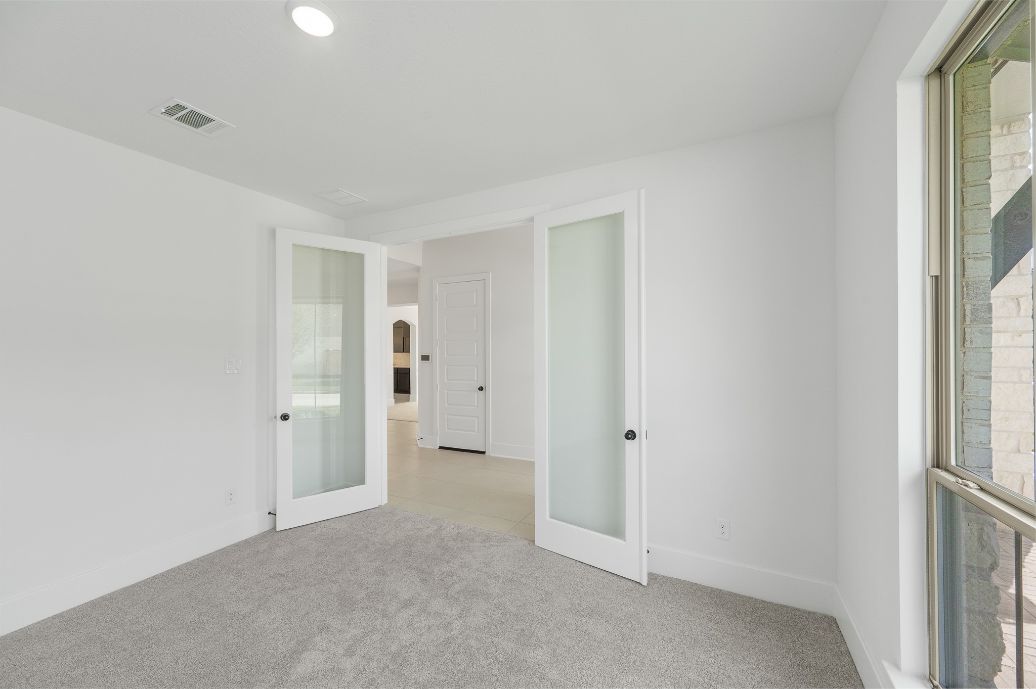 21127 Coral View Drive Property Photo 9